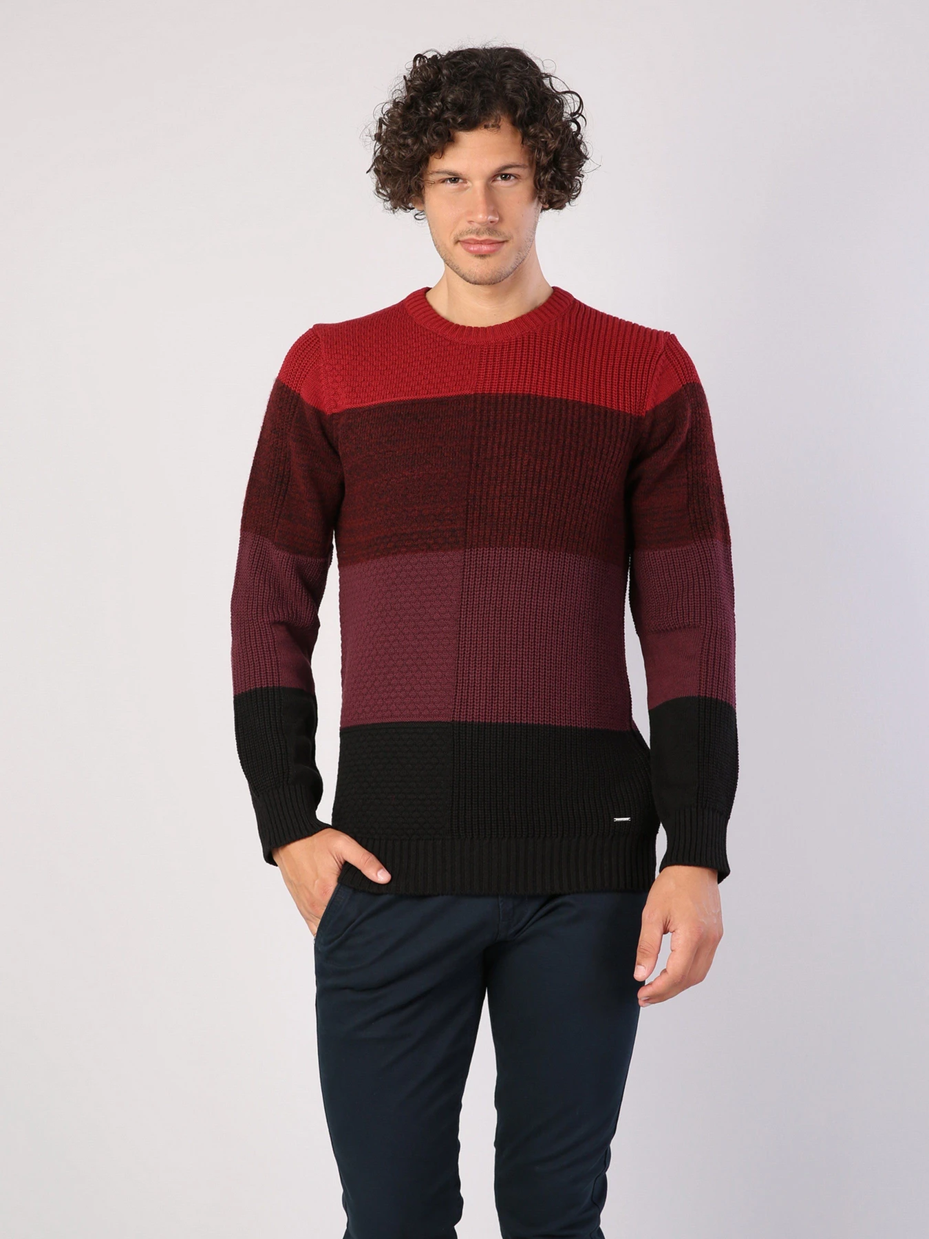 Свитры и кардиганы Colin’s модель CL1034858RED Фото
