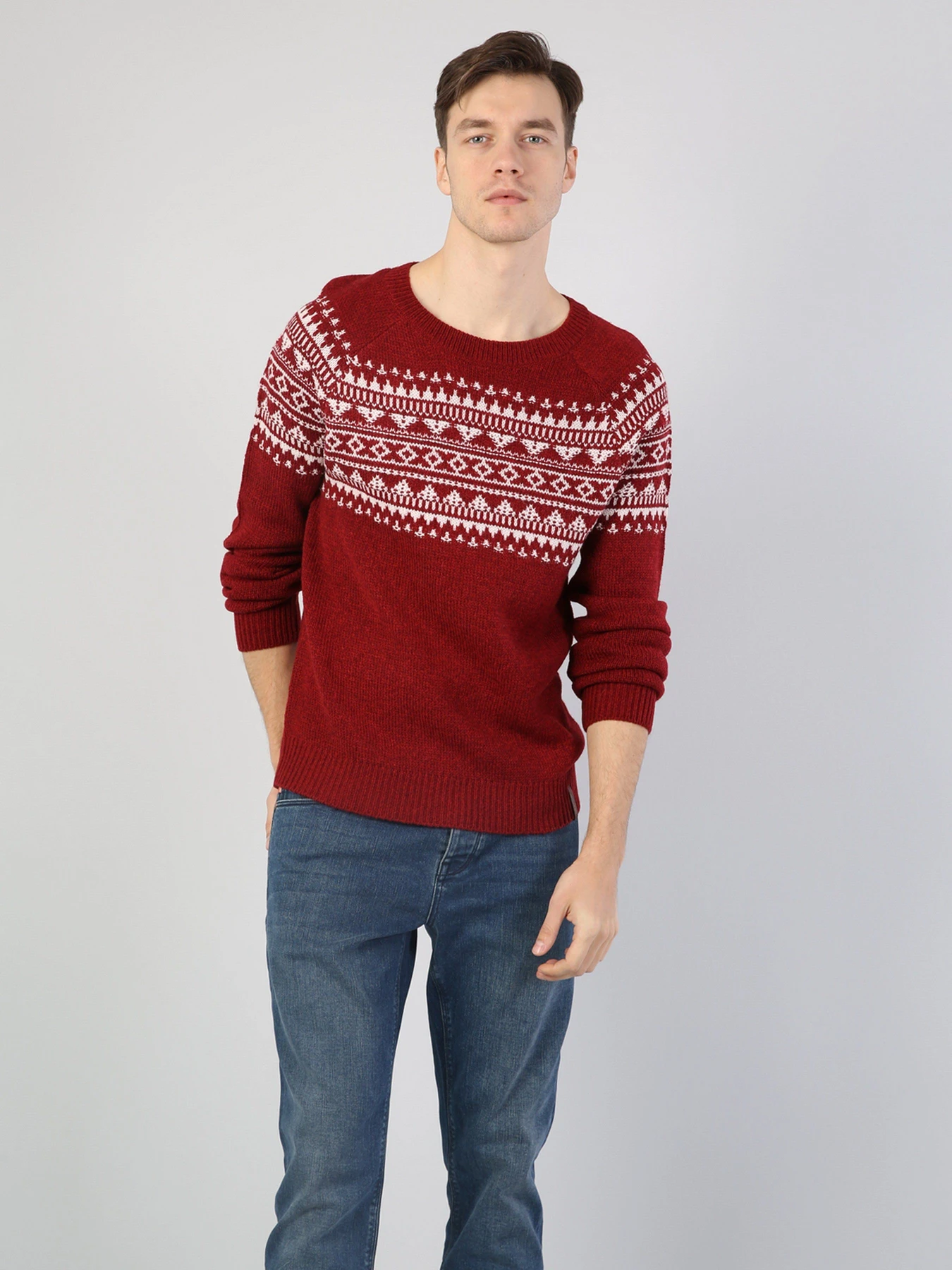 Свитры и кардиганы Colin’s модель CL1036352RED Свитры и кардиганы Colin’s модель CL1036352RED Фото