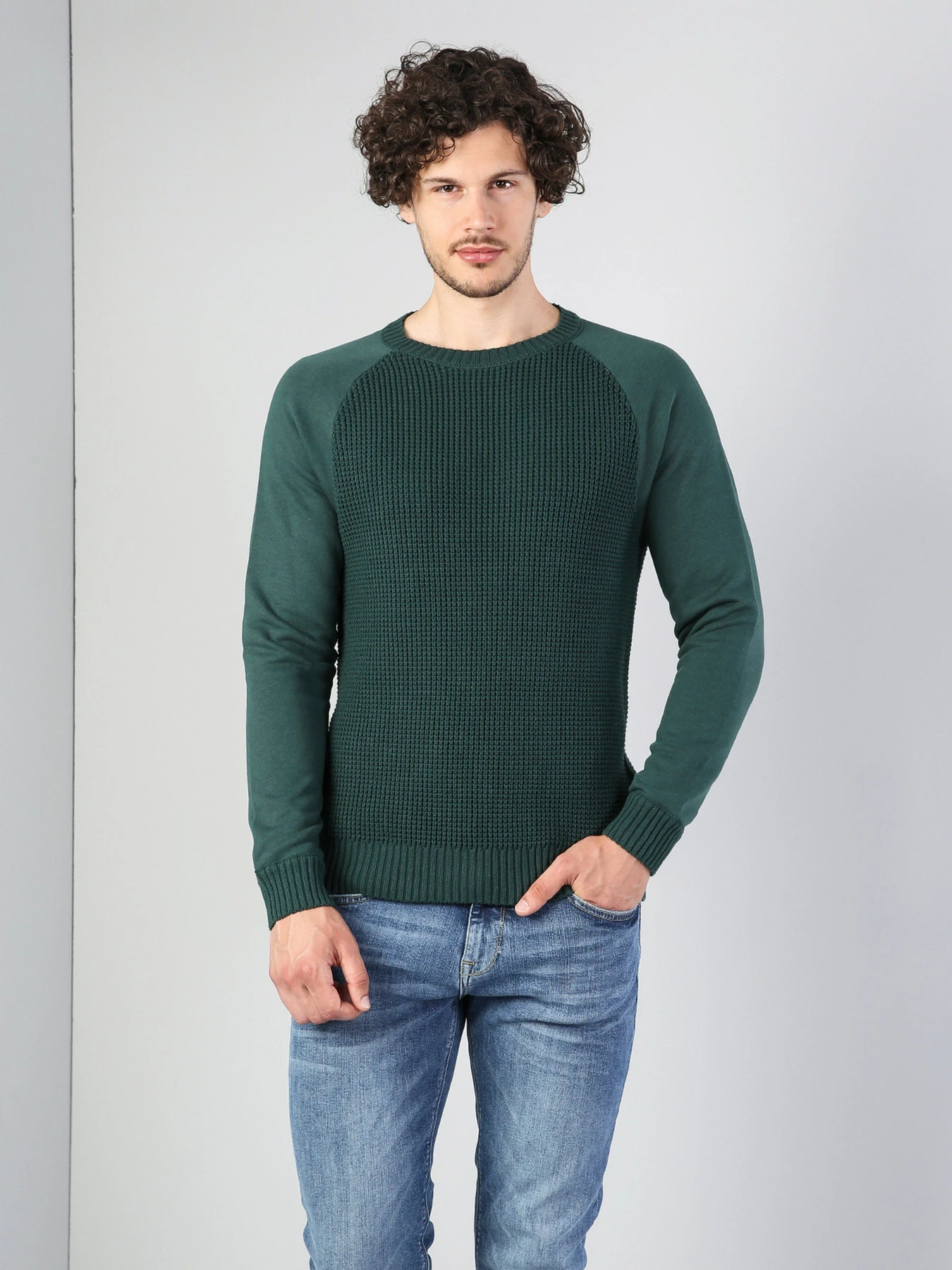 Свитры и кардиганы Colin’s модель CL1036356GRN Свитры и кардиганы Colin’s модель CL1036356GRN Фото