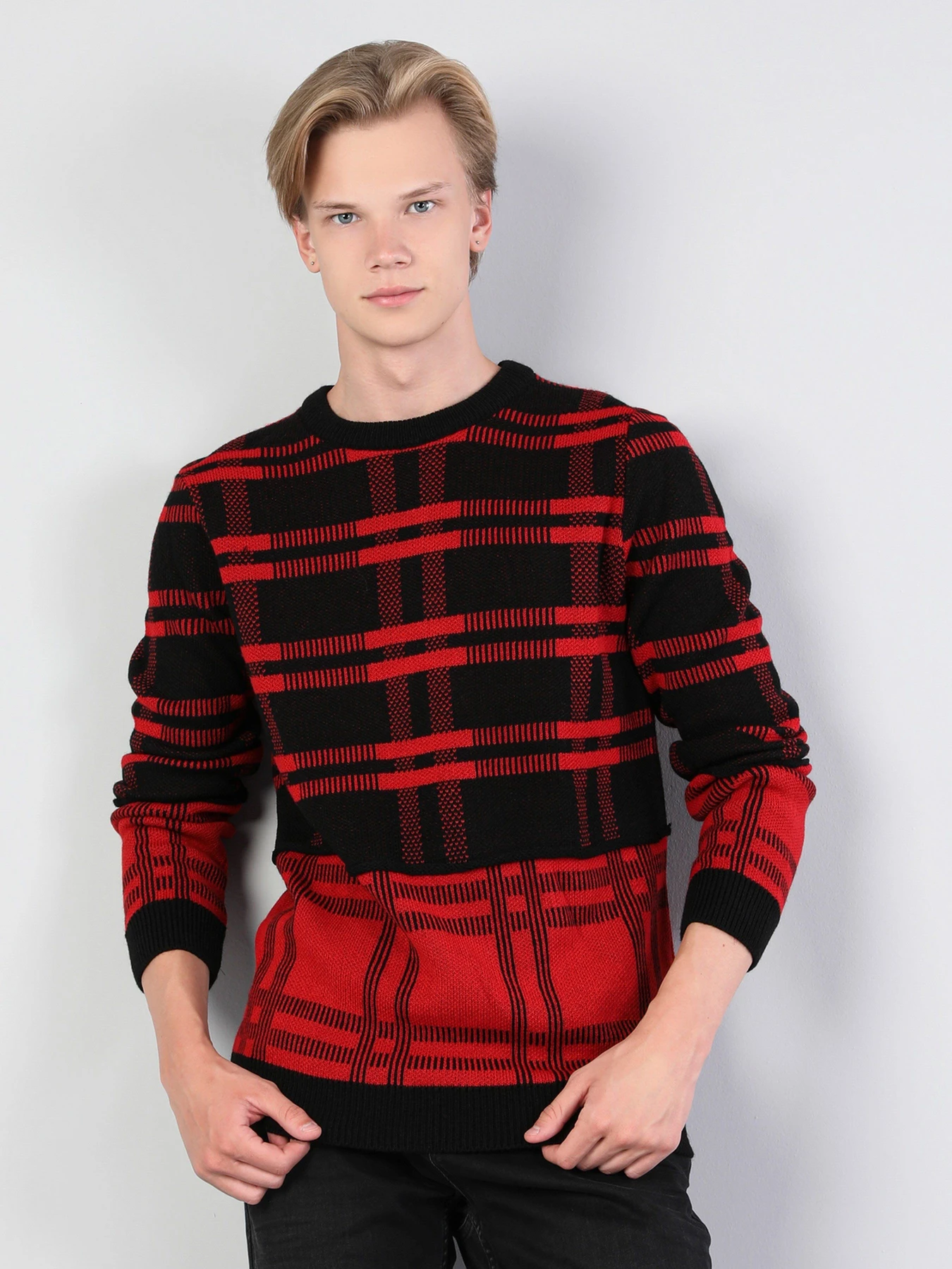 Светри та кардигани Colin’s модель CL1044464RED Светри та кардигани Colin’s модель CL1044464RED Фото