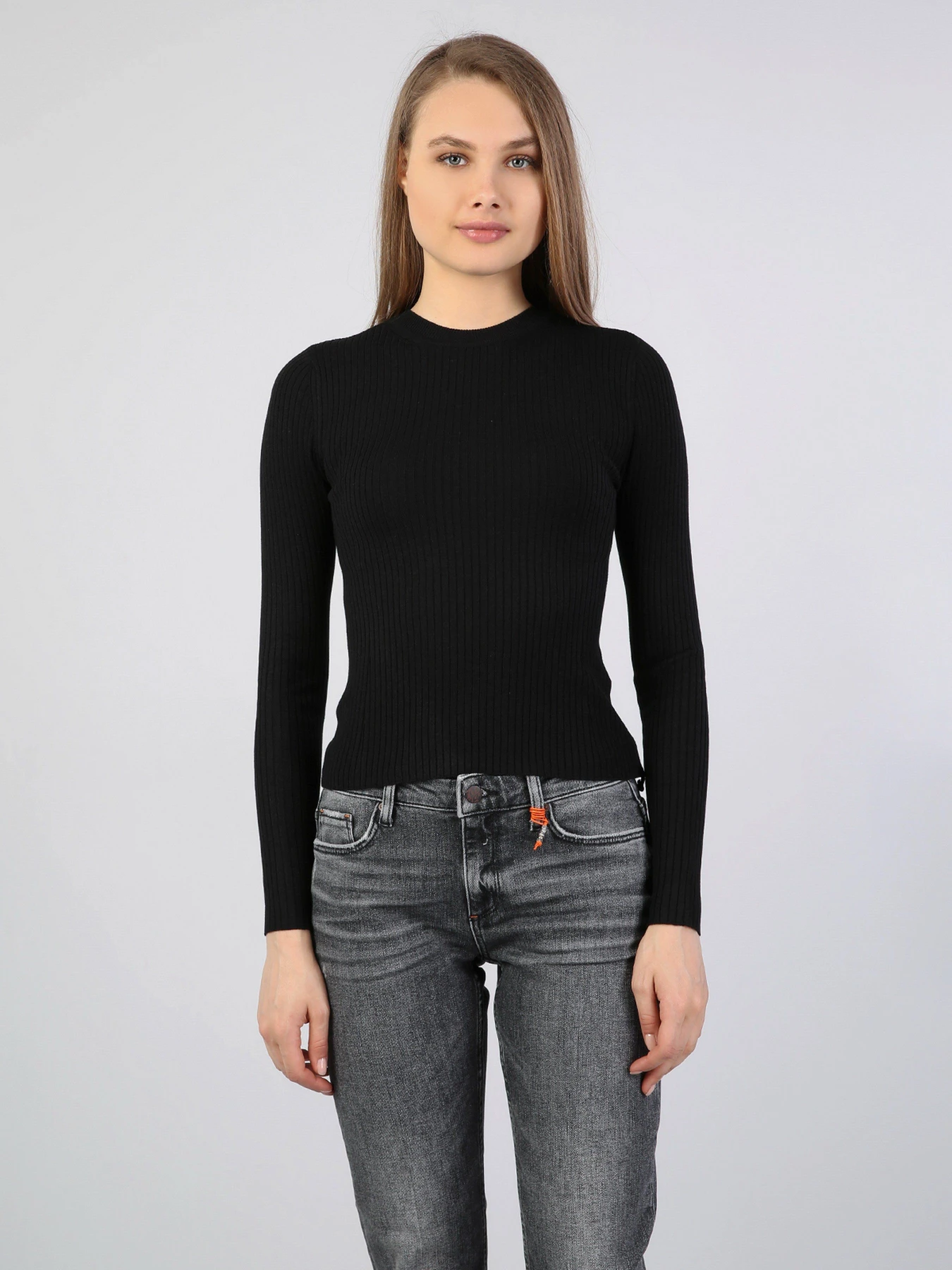 Свитры и кардиганы Colin’s модель CL1045023BLK Фото