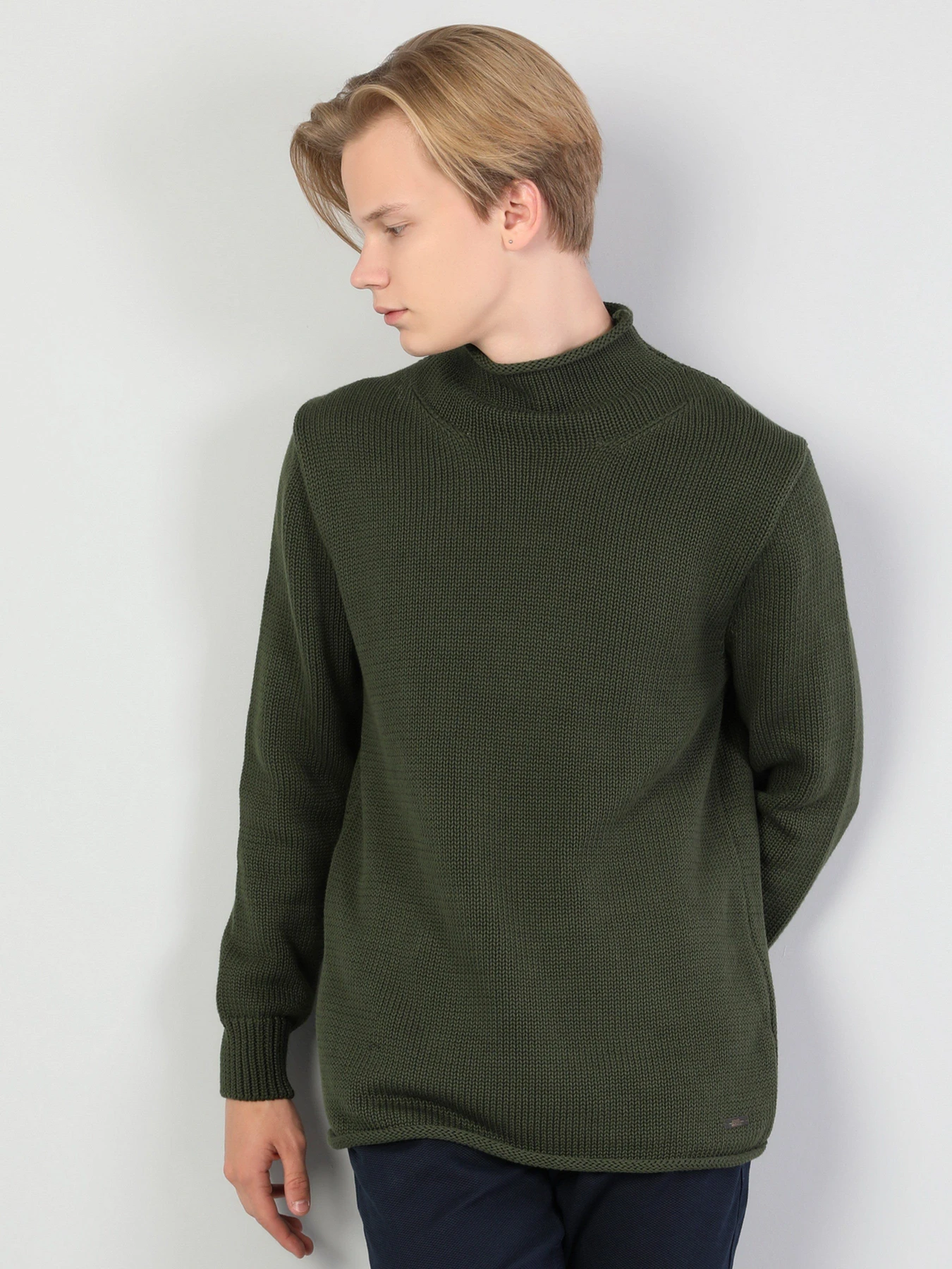 Светри та кардигани Colin’s модель CL1045366KHA Светри та кардигани Colin’s модель CL1045366KHA Фото