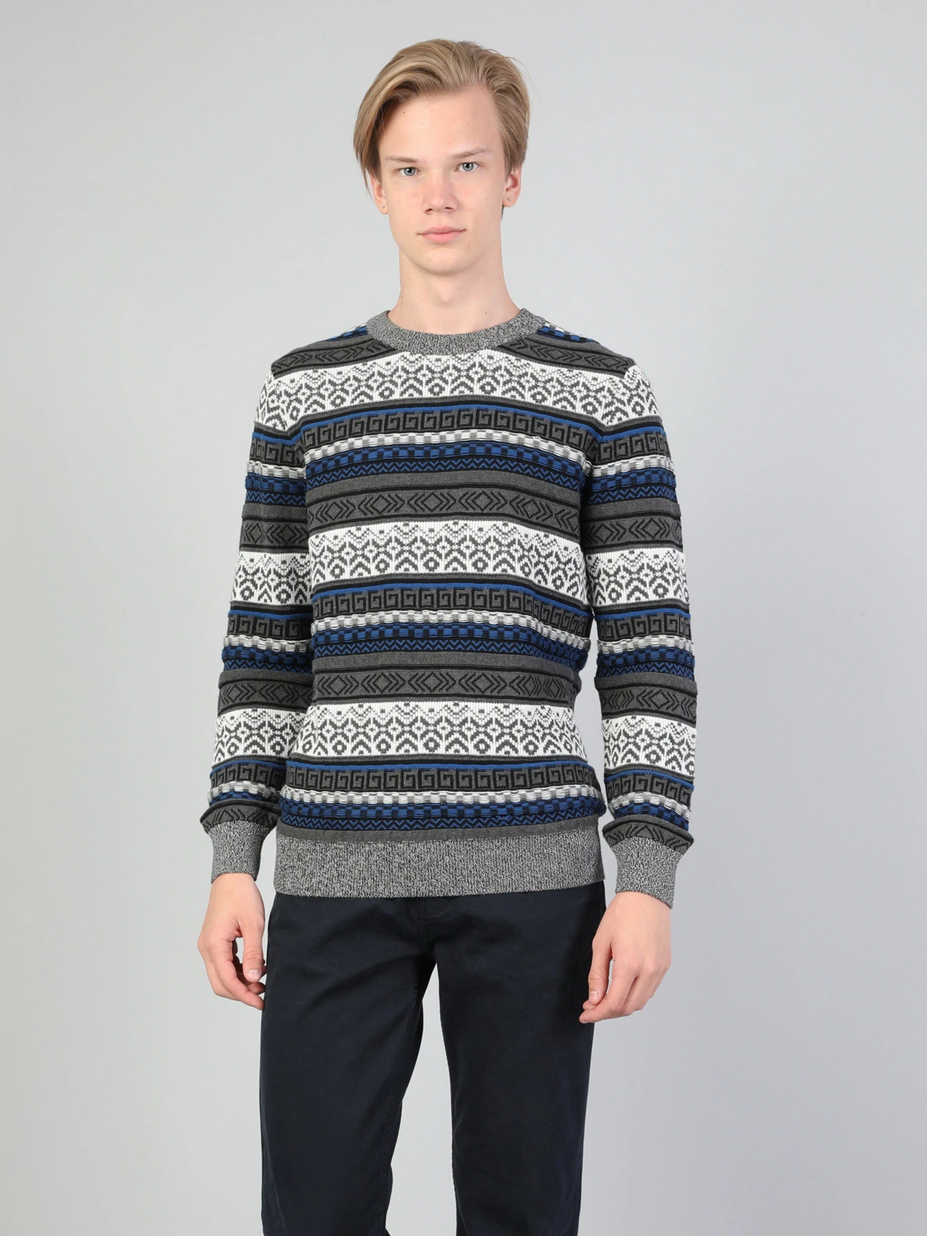 Светри та кардигани Colin’s модель CL1045575ANT Светри та кардигани Colin’s модель CL1045575ANT Фото