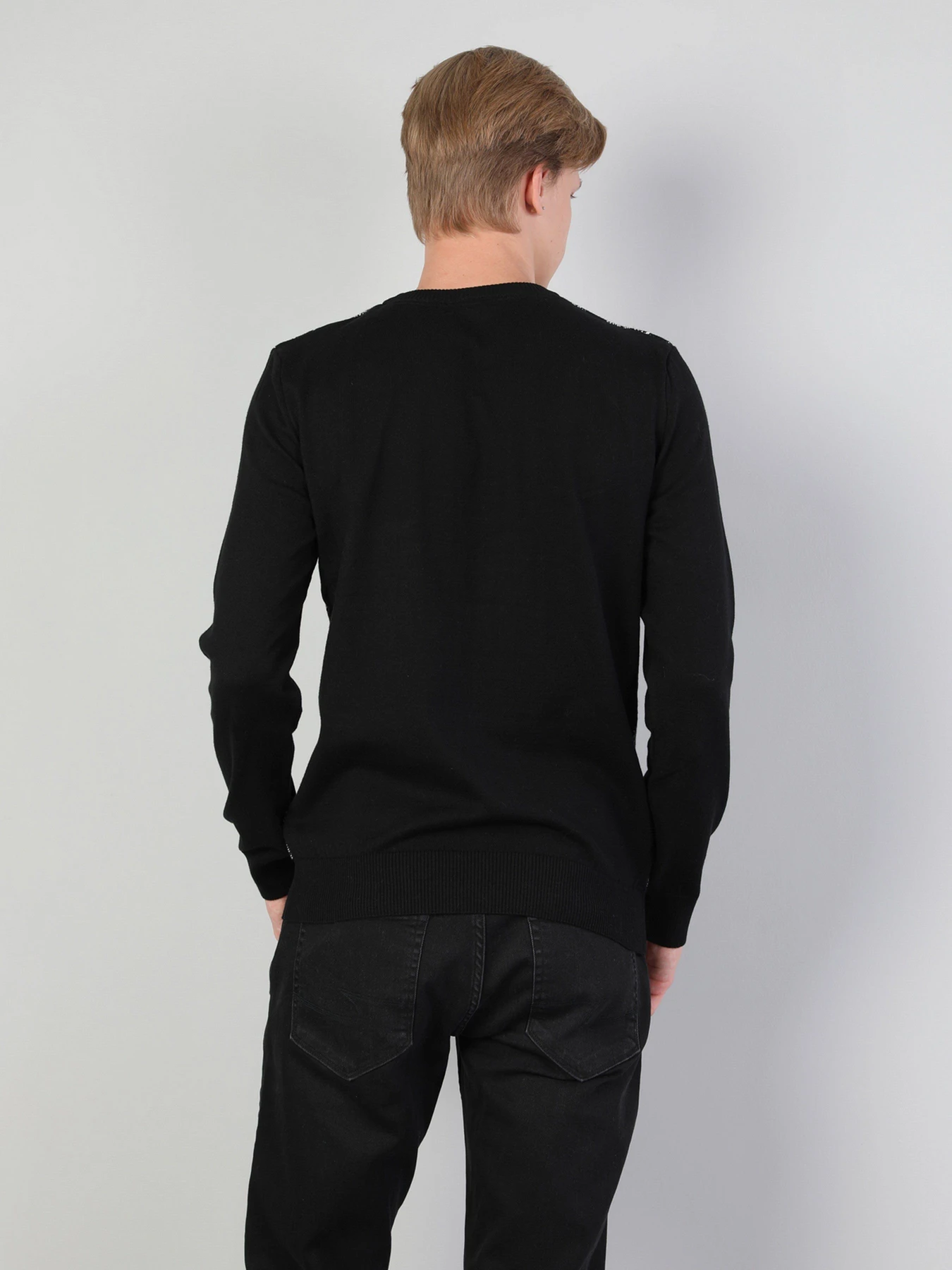 Светри та кардигани Colin’s модель CL1045875BLK Светри та кардигани Colin’s модель CL1045875BLK Фото