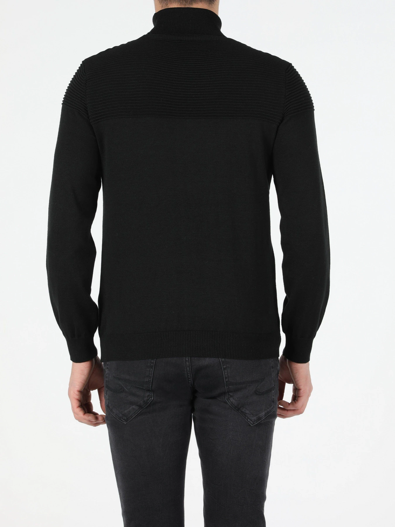 Свитры и кардиганы Colin’s модель CL1050233BLK Свитры и кардиганы Colin’s модель CL1050233BLK Фото
