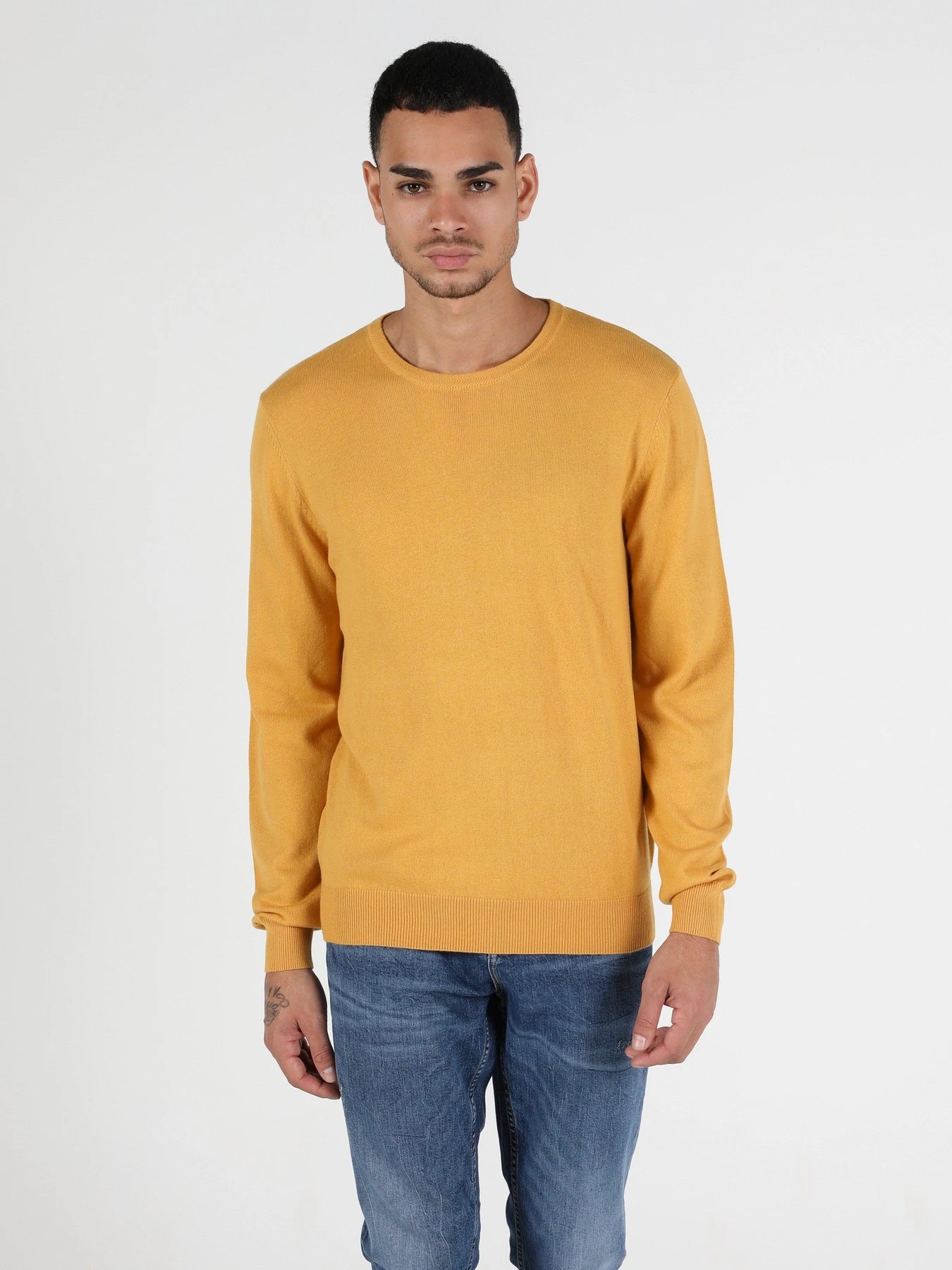 Светри та кардигани Colin’s модель CL1051445YLM Светри та кардигани Colin’s модель CL1051445YLM Фото