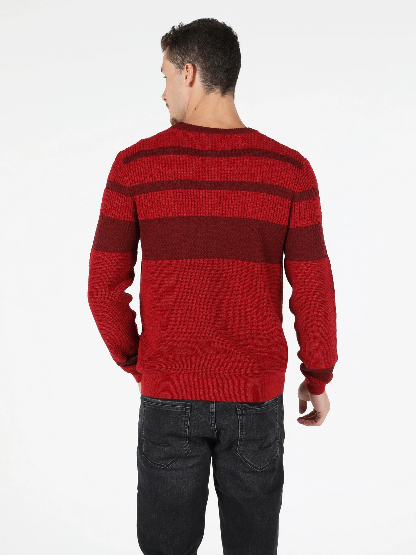Свитры и кардиганы Colin’s модель CL1051566RED Фото