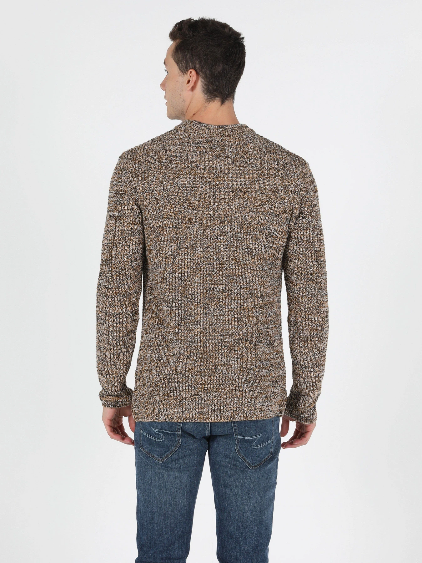 Свитры и кардиганы Colin’s модель CL1051590YLS Свитры и кардиганы Colin’s модель CL1051590YLS Фото
