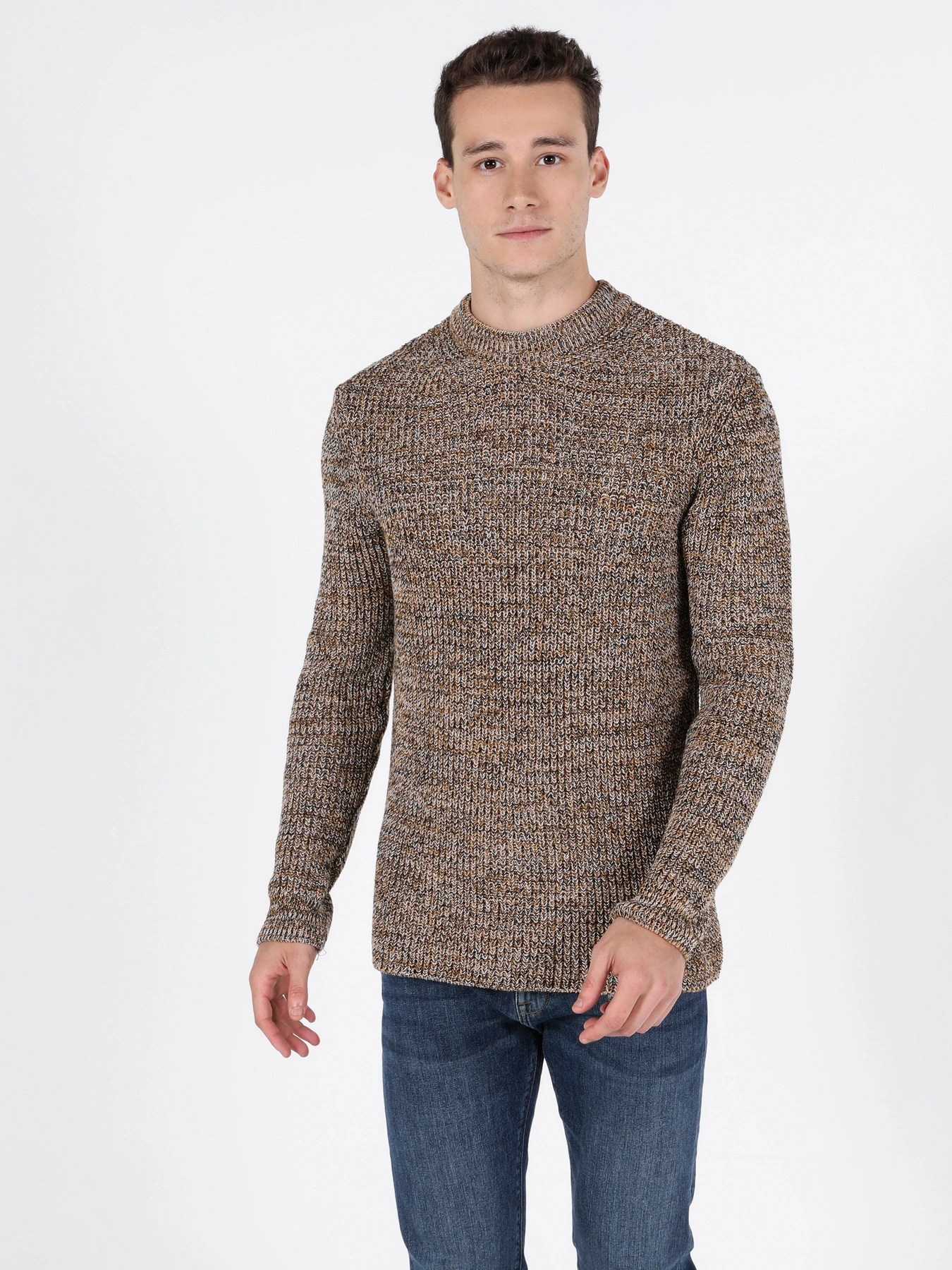 Свитры и кардиганы Colin’s модель CL1051590YLS Свитры и кардиганы Colin’s модель CL1051590YLS Фото