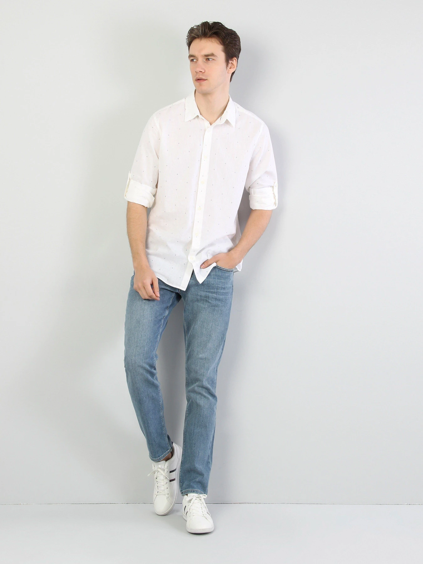 Рубашки Colin’s модель CL1033324WHT Рубашки Colin’s модель CL1033324WHT Фото