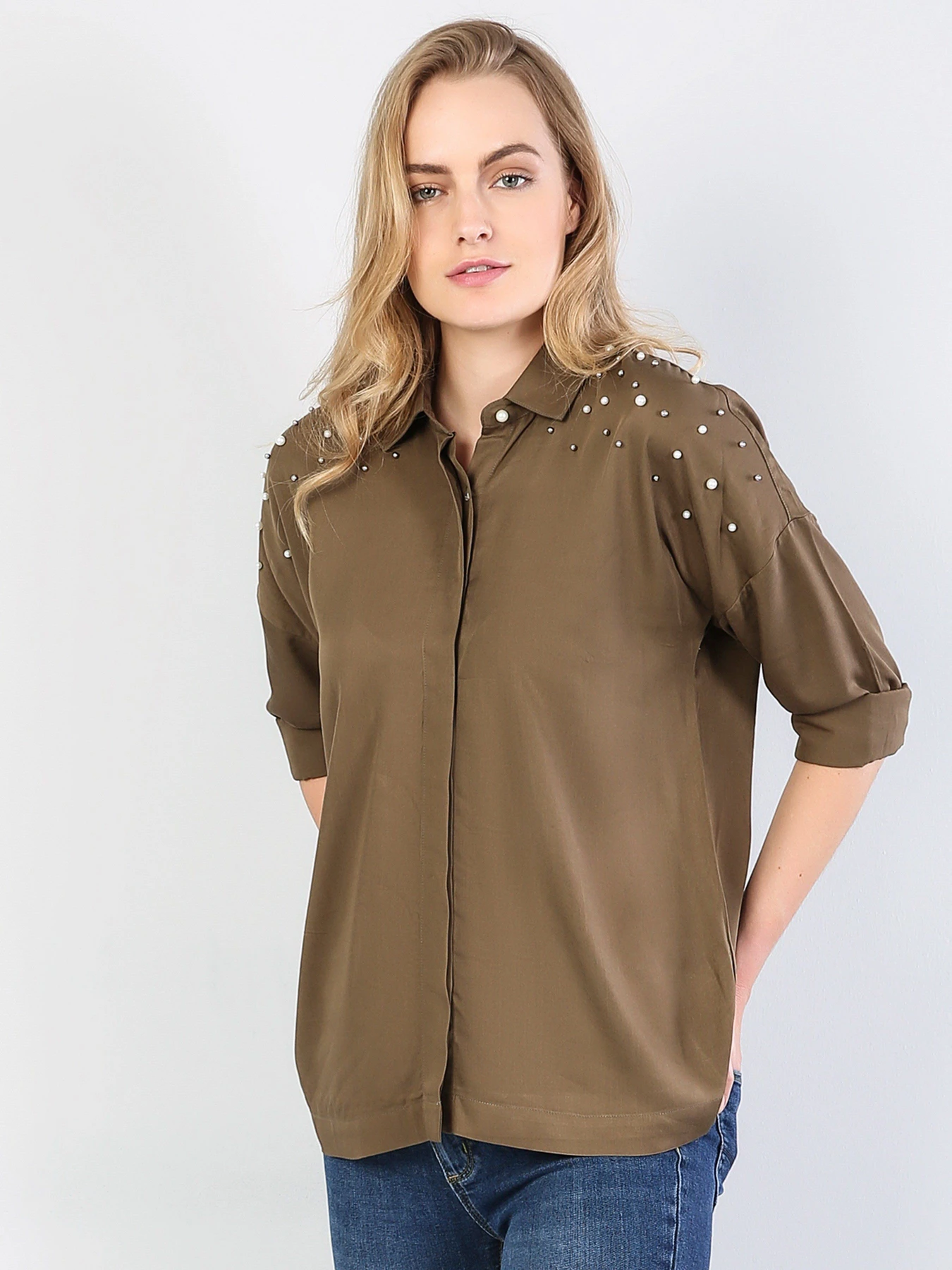 Сорочки Colin’s модель CL1035940KHA Сорочки Colin’s модель CL1035940KHA Фото