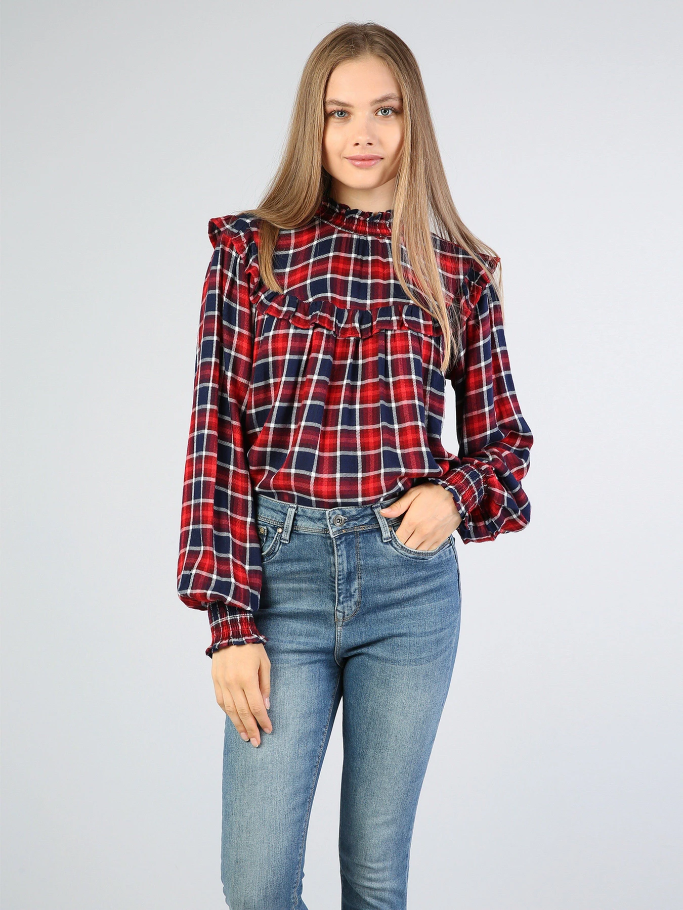 Рубашки Colin’s модель CL1036250RED Рубашки Colin’s модель CL1036250RED Фото