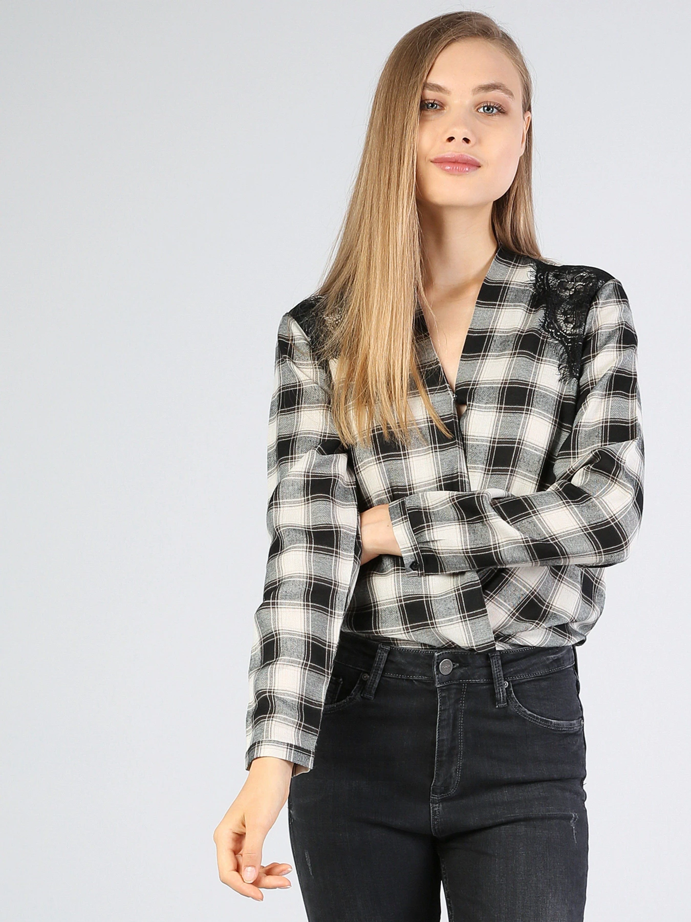 Сорочки Colin’s модель CL1036255BLK Сорочки Colin’s модель CL1036255BLK Фото