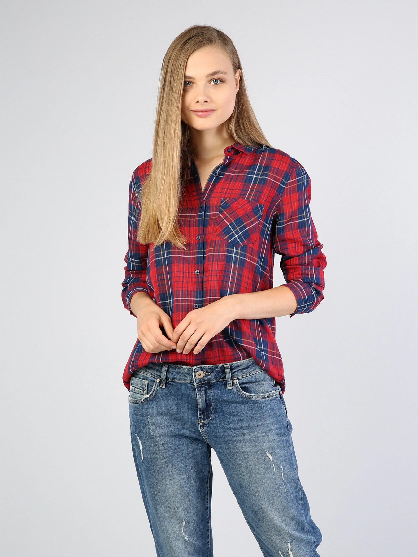 Рубашки Colin’s модель CL1036292RED Рубашки Colin’s модель CL1036292RED Фото