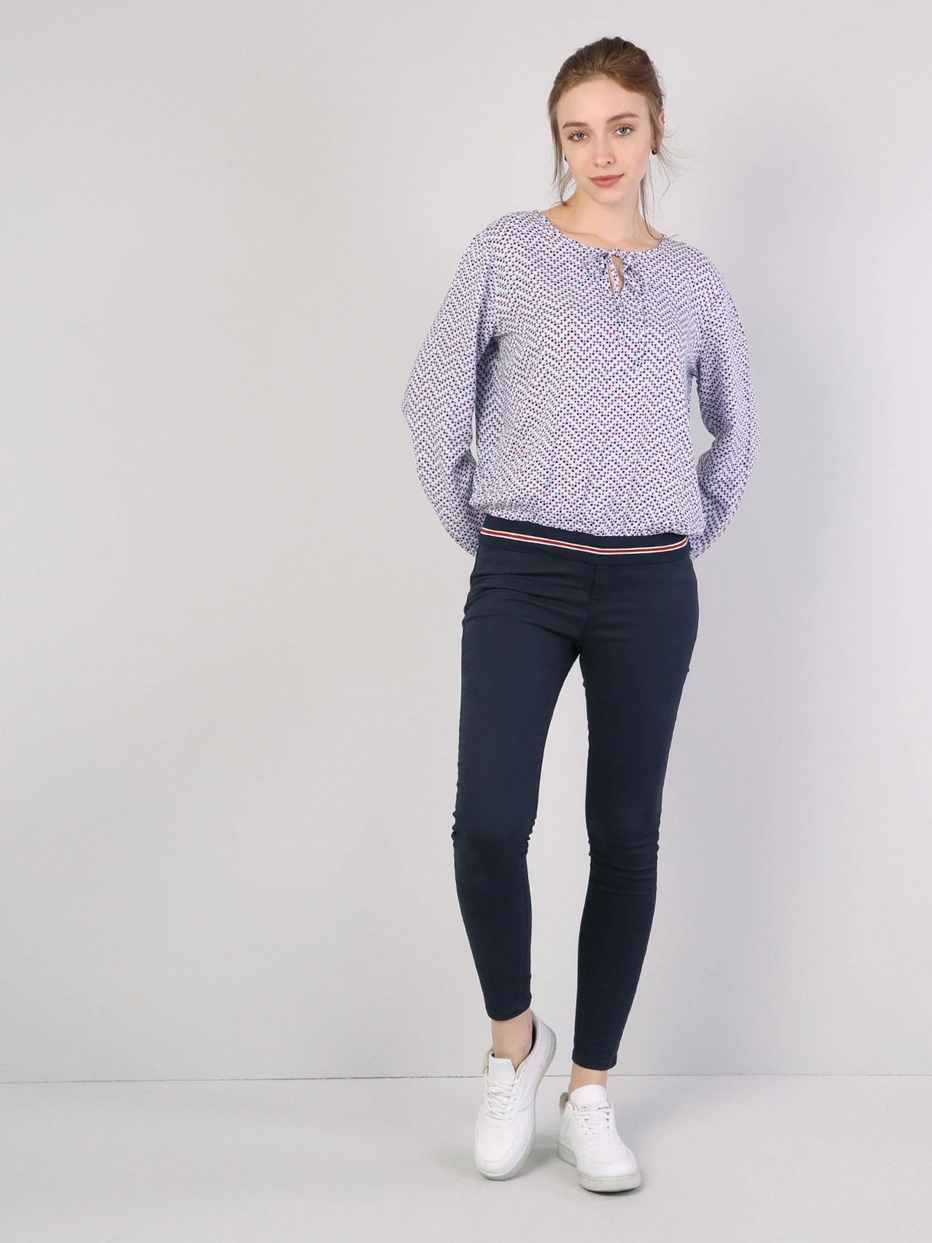 Сорочки Colin’s модель CL1036687BLE Сорочки Colin’s модель CL1036687BLE Фото