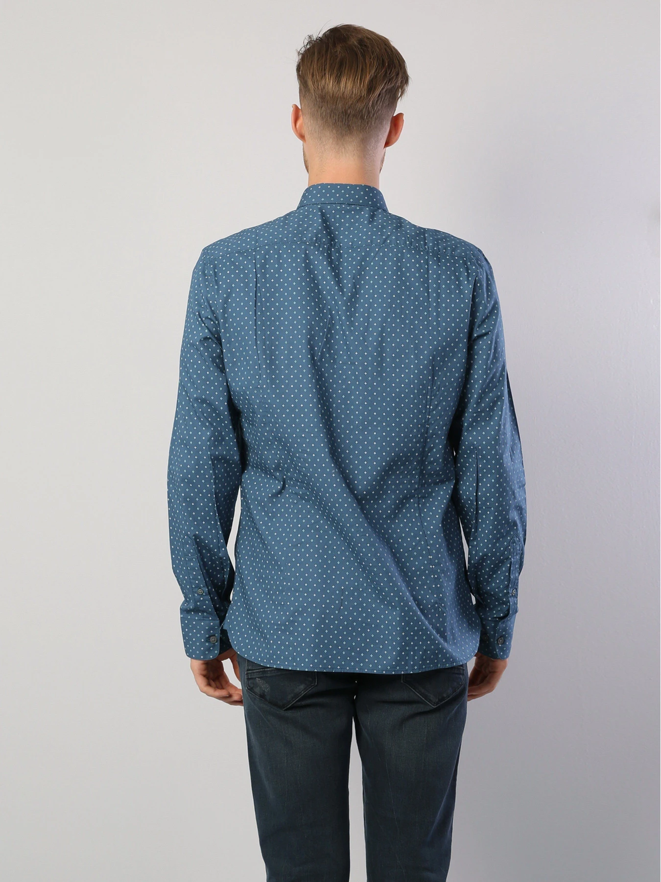 Рубашки Colin’s модель CL1036810PGR Рубашки Colin’s модель CL1036810PGR Фото