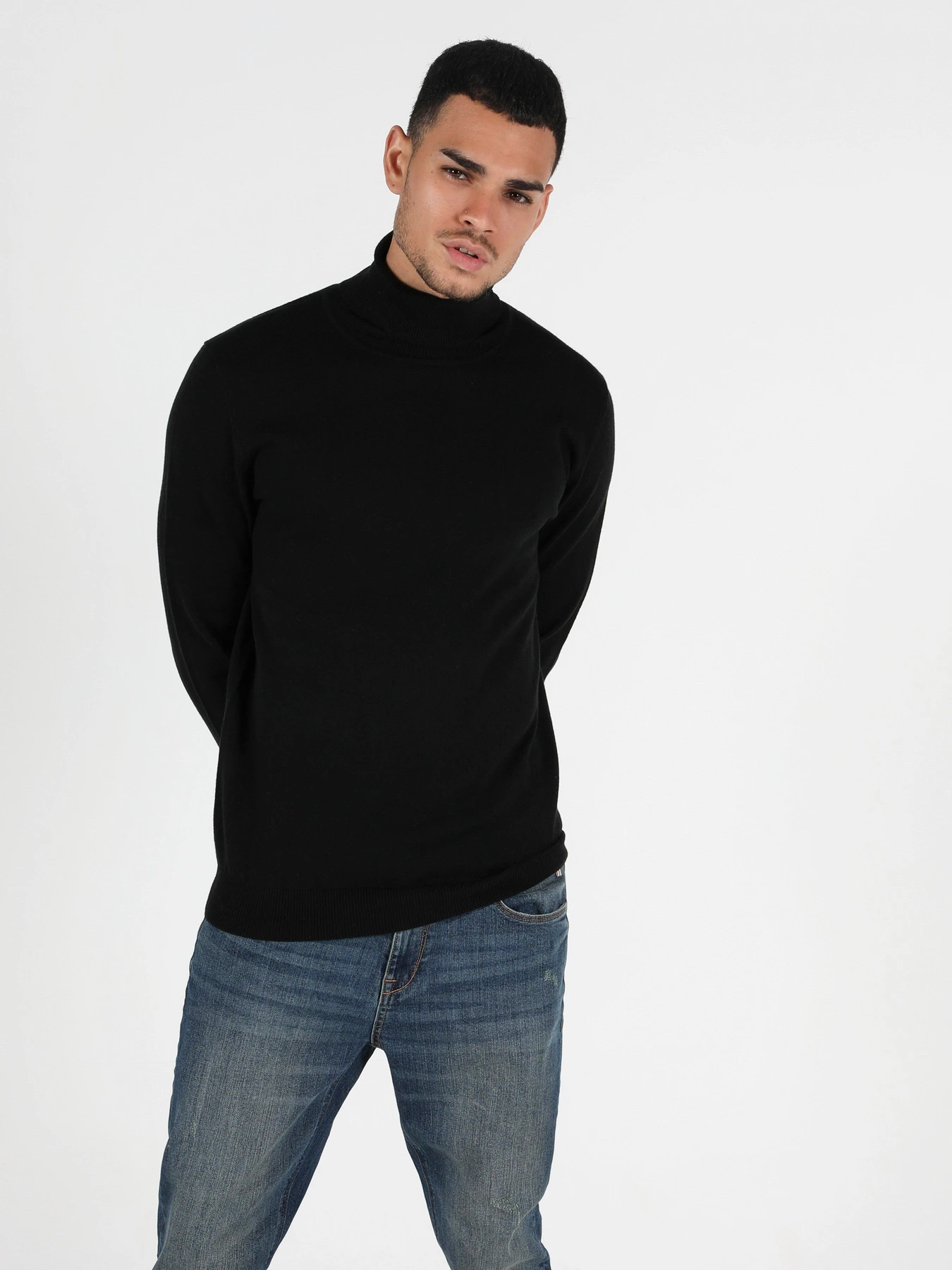 Свитры и кардиганы Colin’s модель CL1023624BLK Фото