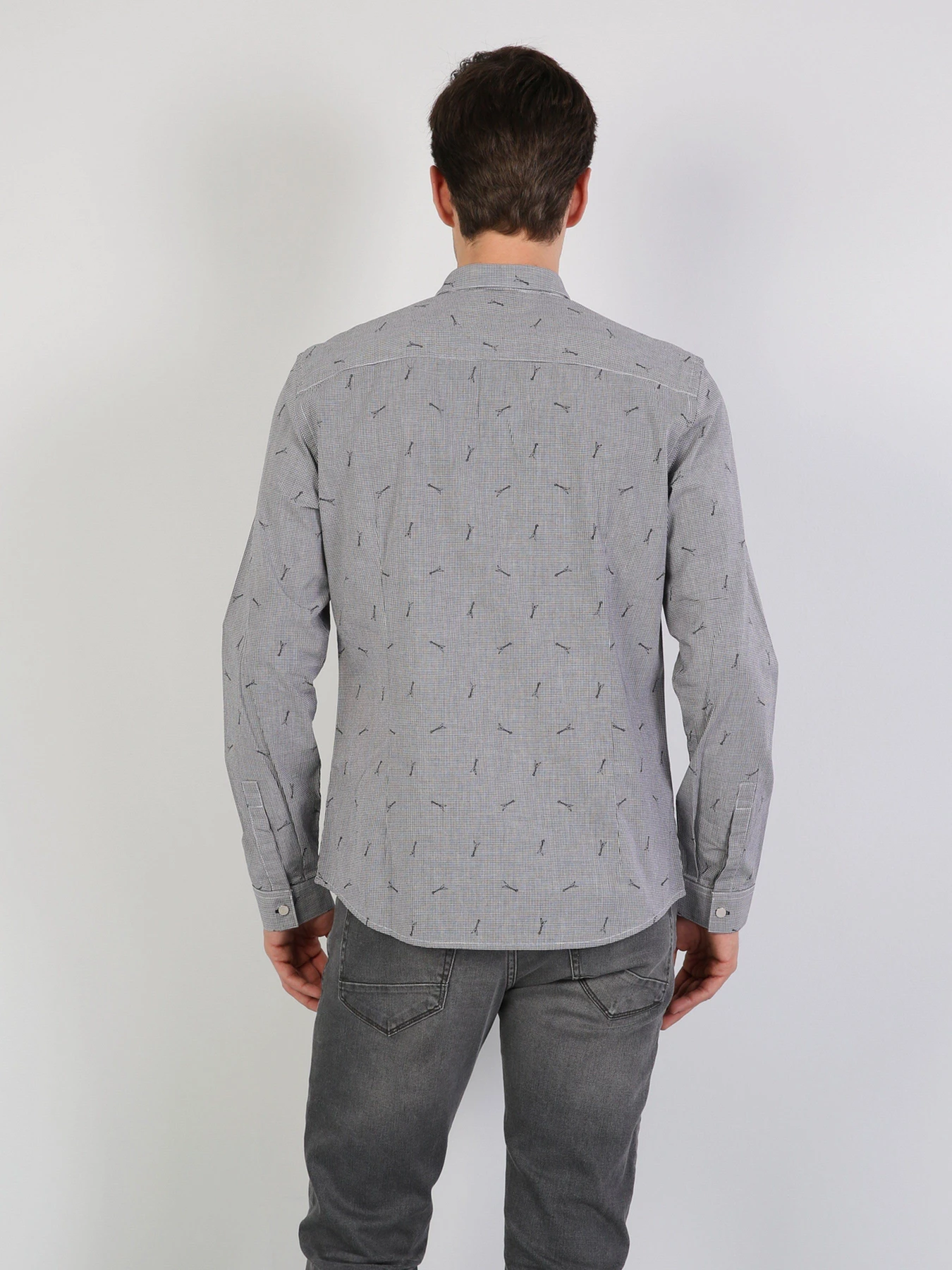 Рубашки Colin’s модель CL1041897BLK Рубашки Colin’s модель CL1041897BLK Фото