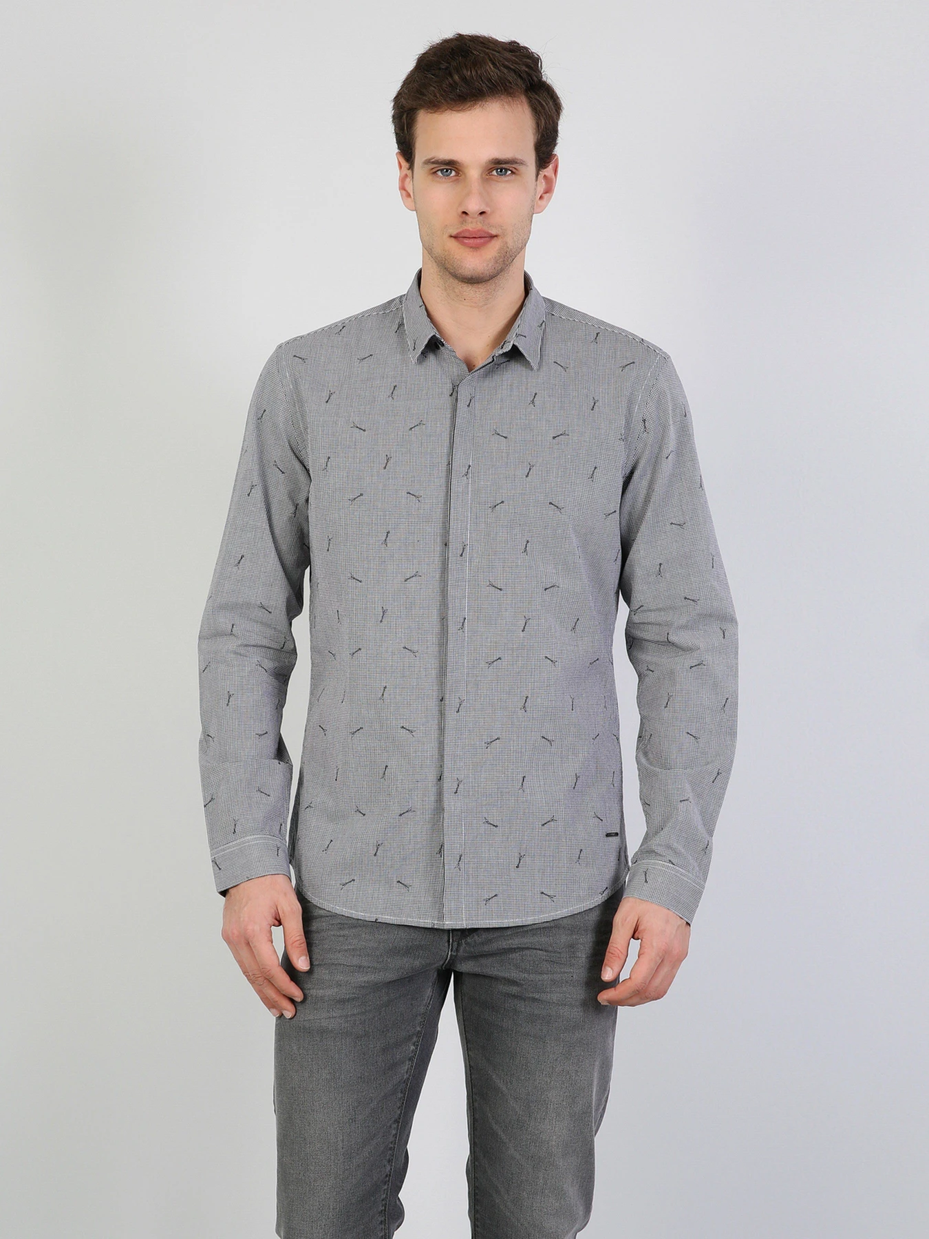 Рубашки Colin’s модель CL1041897BLK Рубашки Colin’s модель CL1041897BLK Фото