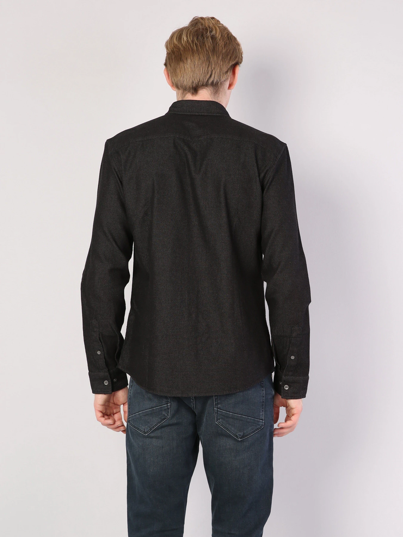 Рубашки Colin’s модель CL1041985BLK Рубашки Colin’s модель CL1041985BLK Фото