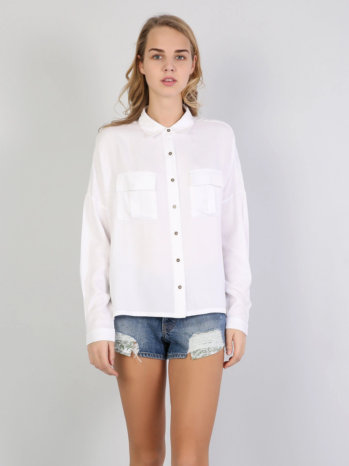 Сорочки Colin’s модель CL1042202WHT Сорочки Colin’s модель CL1042202WHT Фото