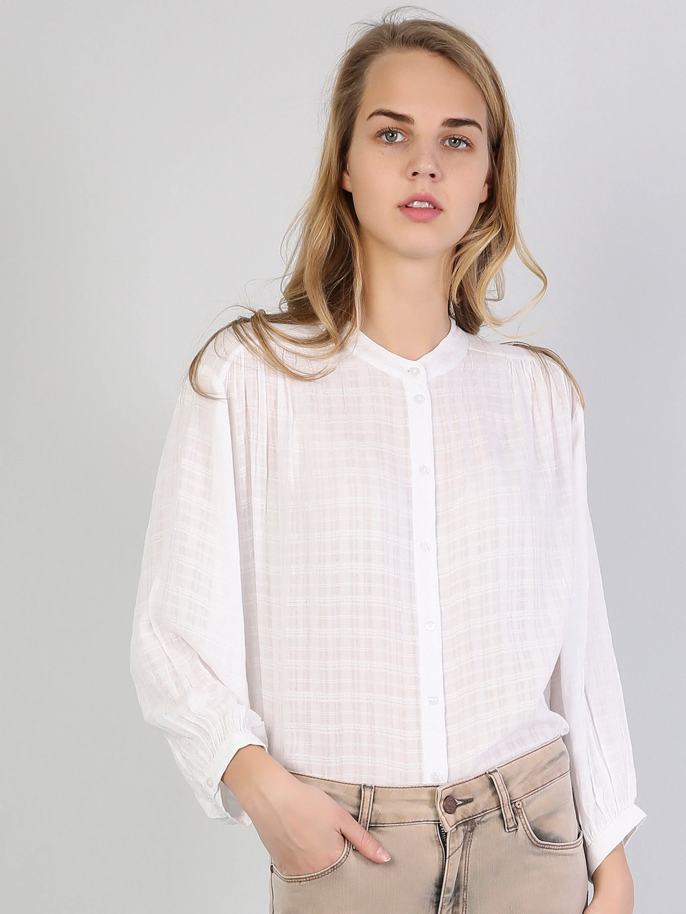 Сорочки Colin’s модель CL1042337WHT Сорочки Colin’s модель CL1042337WHT Фото