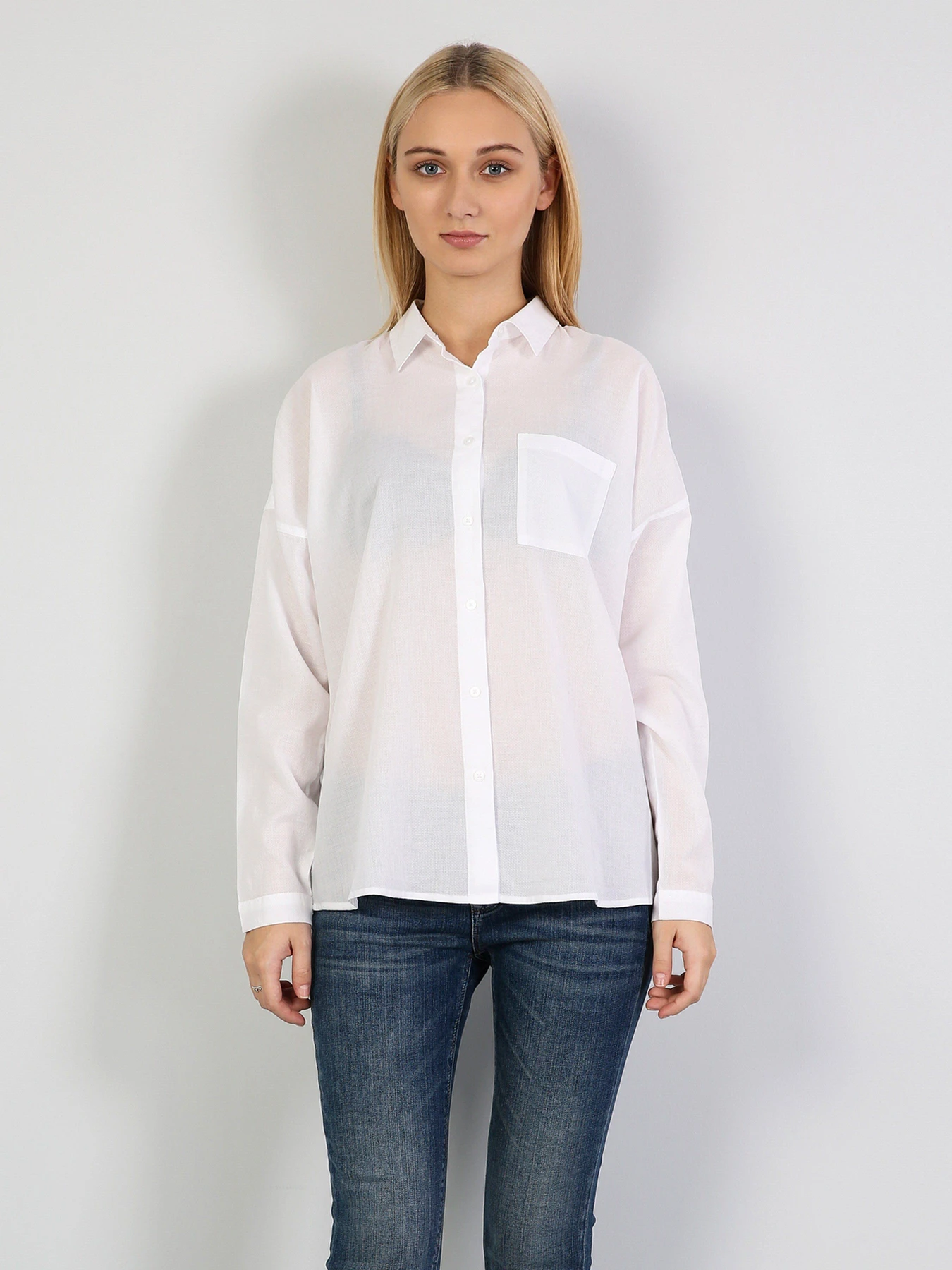 Сорочки Colin’s модель CL1042542WHT Сорочки Colin’s модель CL1042542WHT Фото