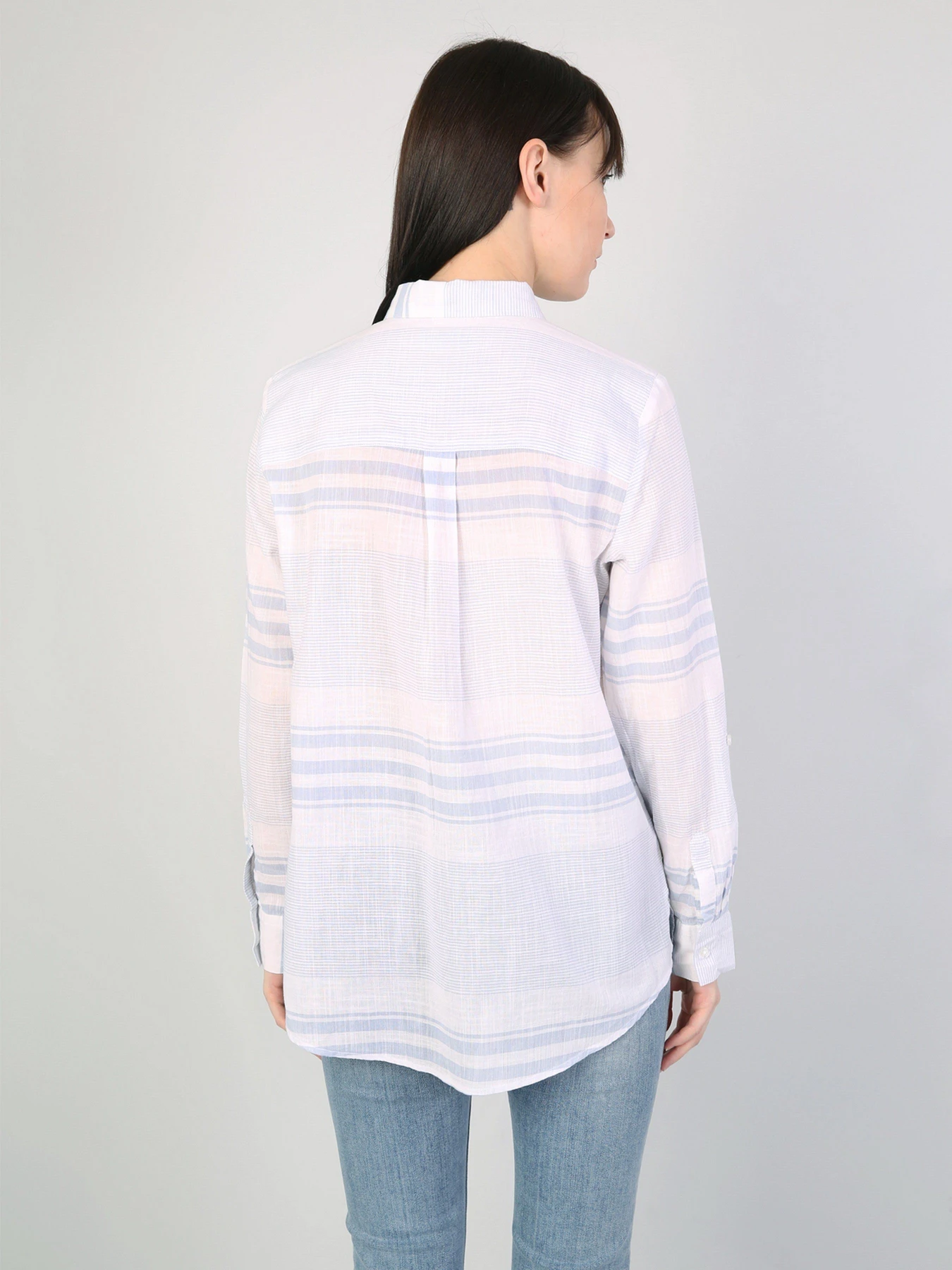 Сорочки Colin’s модель CL1043275WHT Сорочки Colin’s модель CL1043275WHT Фото
