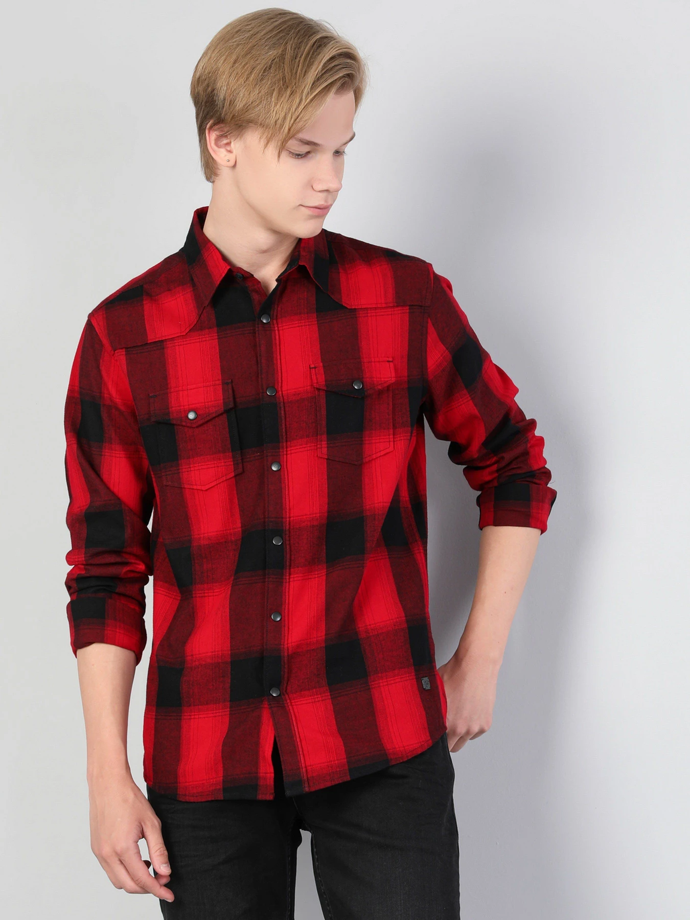 Рубашки Colin’s модель CL1044197RED Рубашки Colin’s модель CL1044197RED Фото