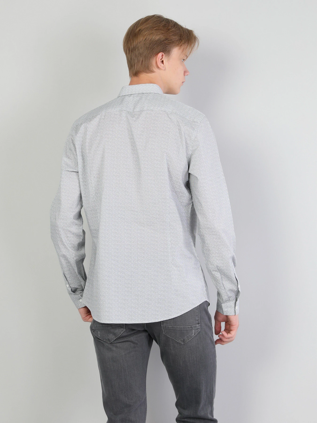 Рубашки Colin’s модель CL1044321WHT Рубашки Colin’s модель CL1044321WHT Фото