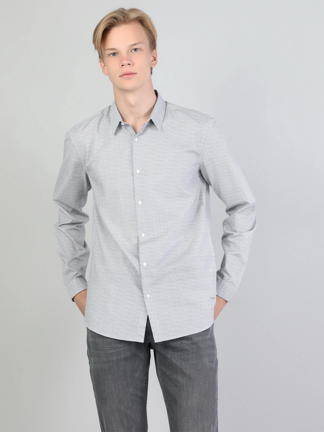Рубашки Colin’s модель CL1044321WHT Рубашки Colin’s модель CL1044321WHT Фото
