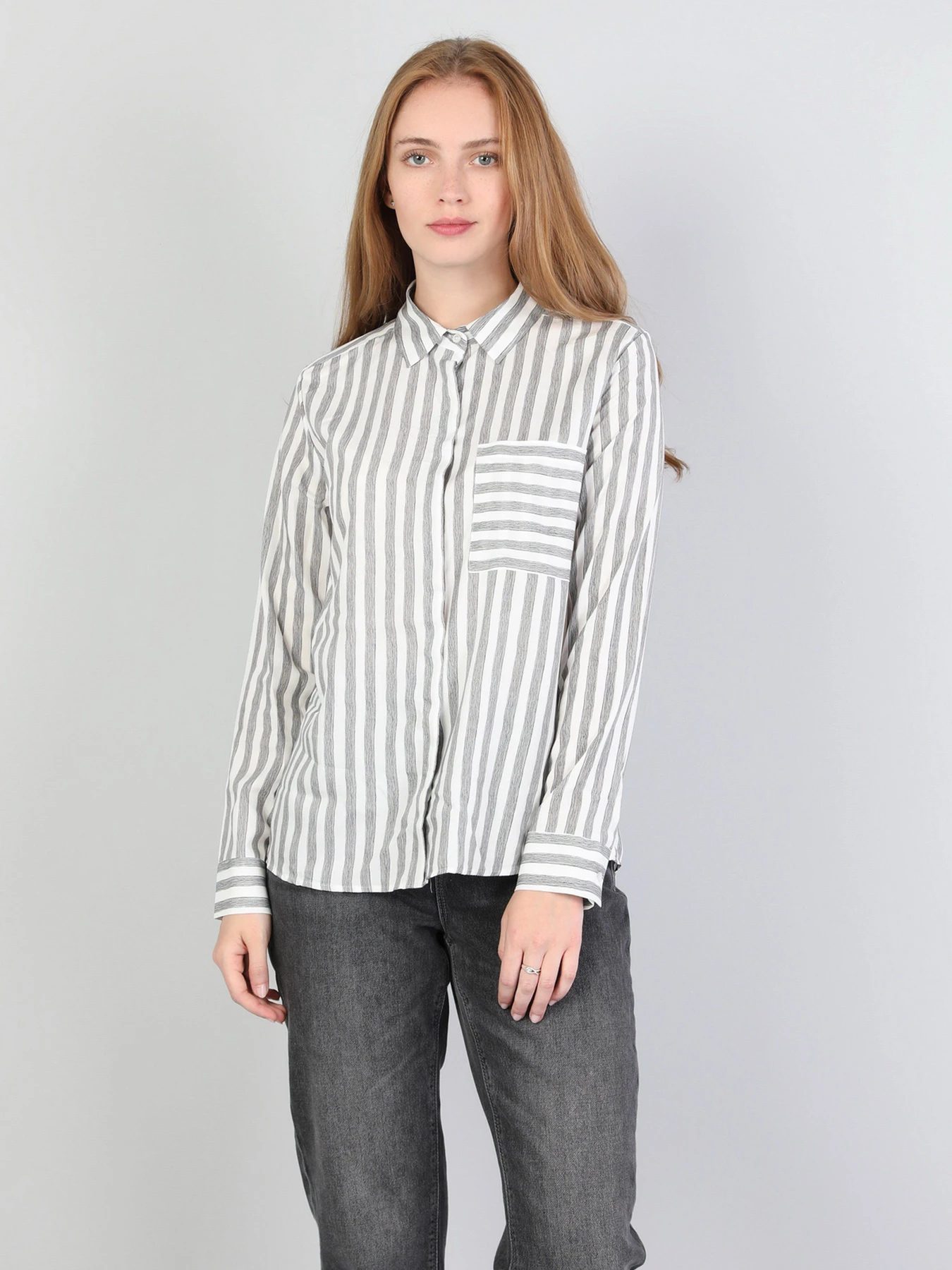Рубашки Colin’s модель CL1044552WHT Рубашки Colin’s модель CL1044552WHT Фото