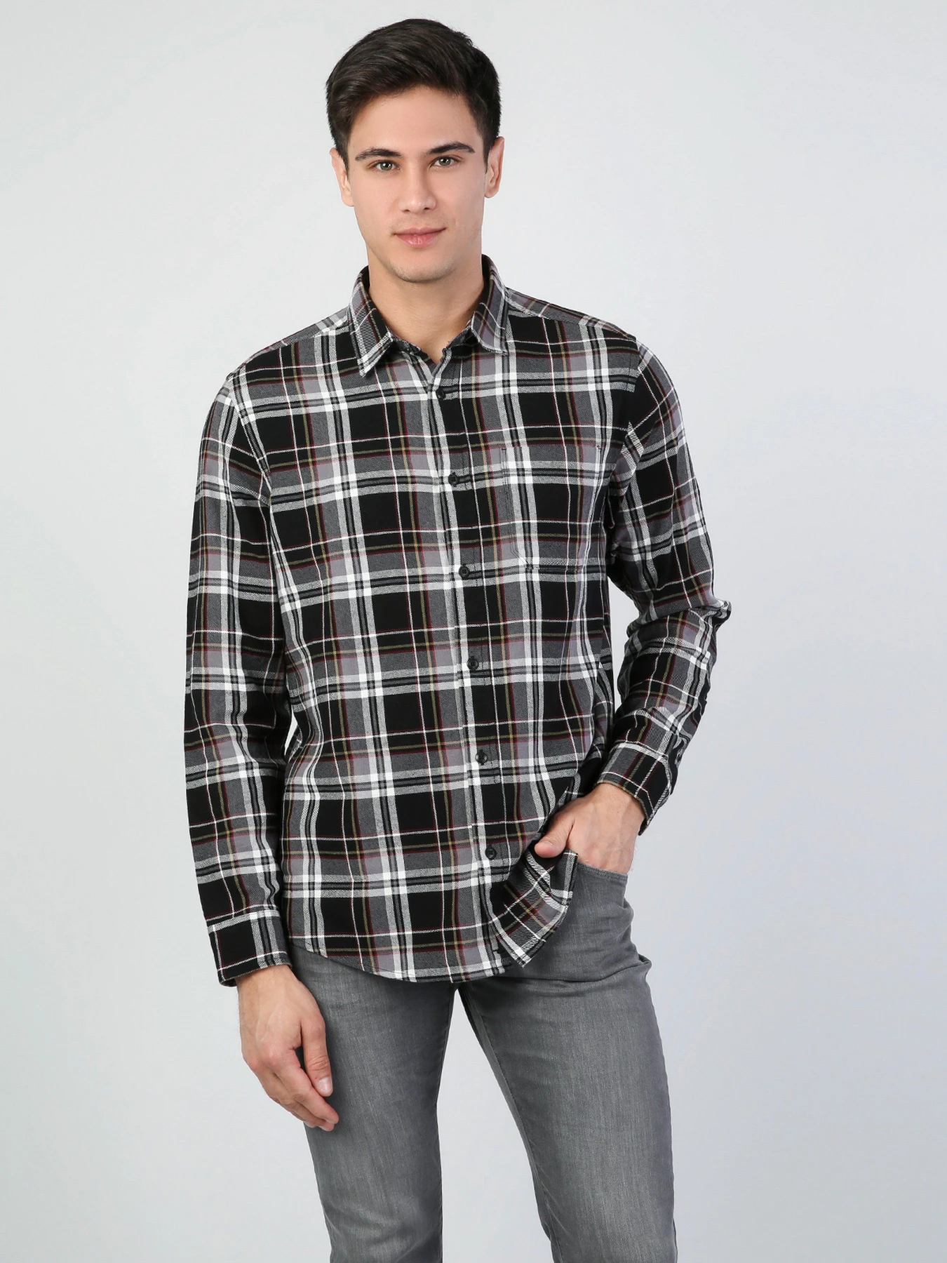 Рубашки Colin’s модель CL1044771BLK Рубашки Colin’s модель CL1044771BLK Фото
