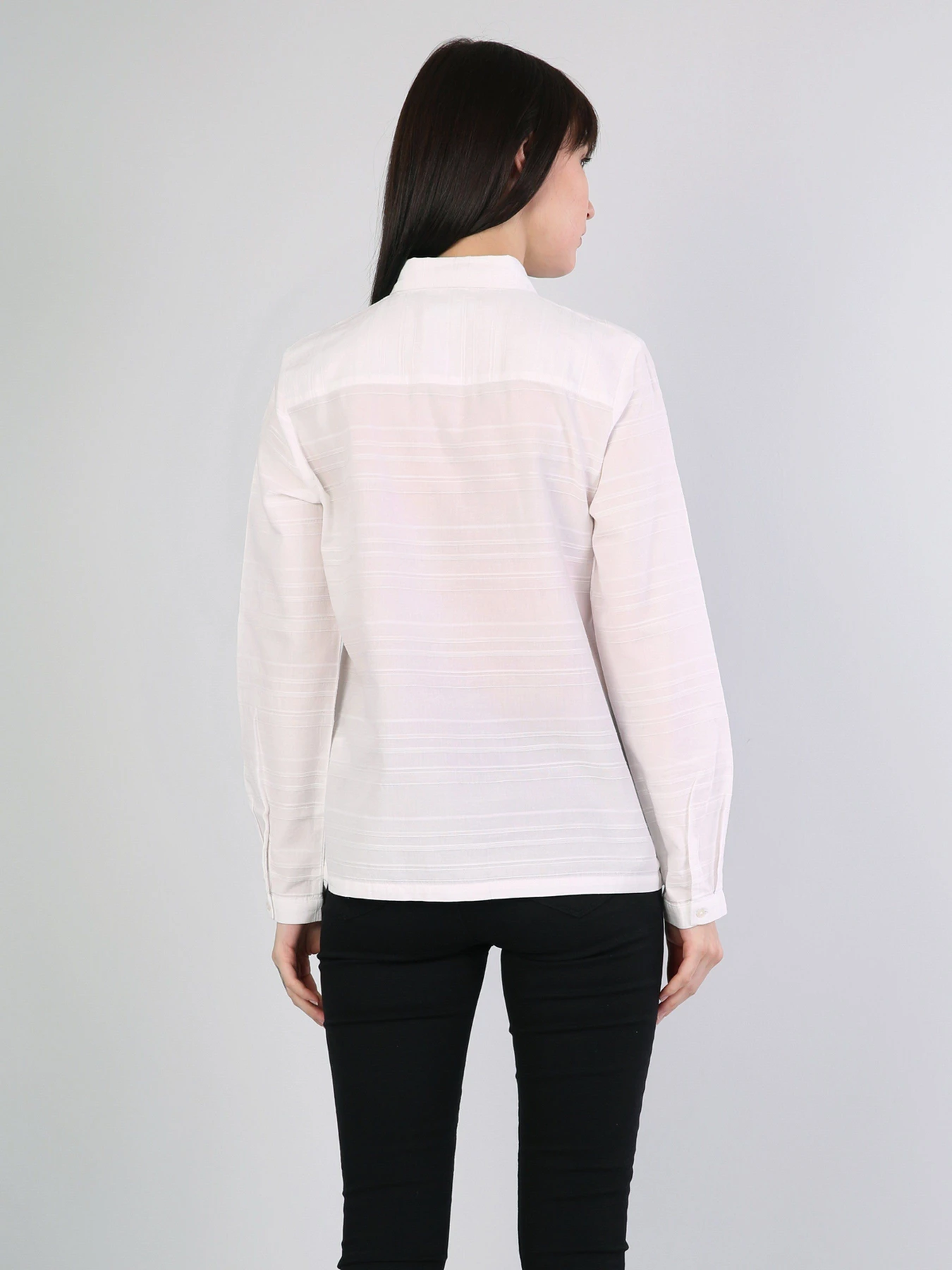 Рубашки Colin’s модель CL1045098WHT Рубашки Colin’s модель CL1045098WHT Фото