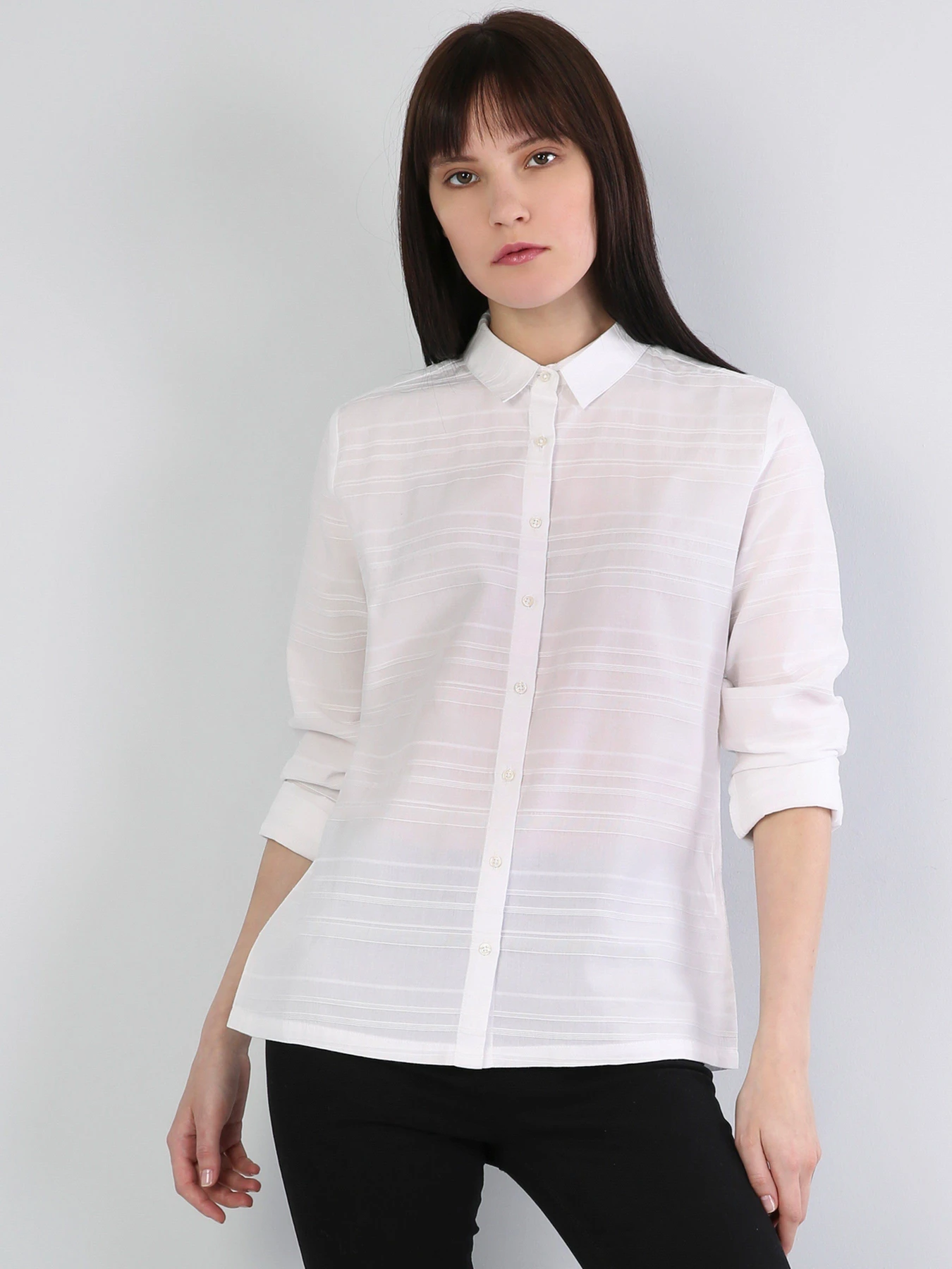 Рубашки Colin’s модель CL1045098WHT Рубашки Colin’s модель CL1045098WHT Фото