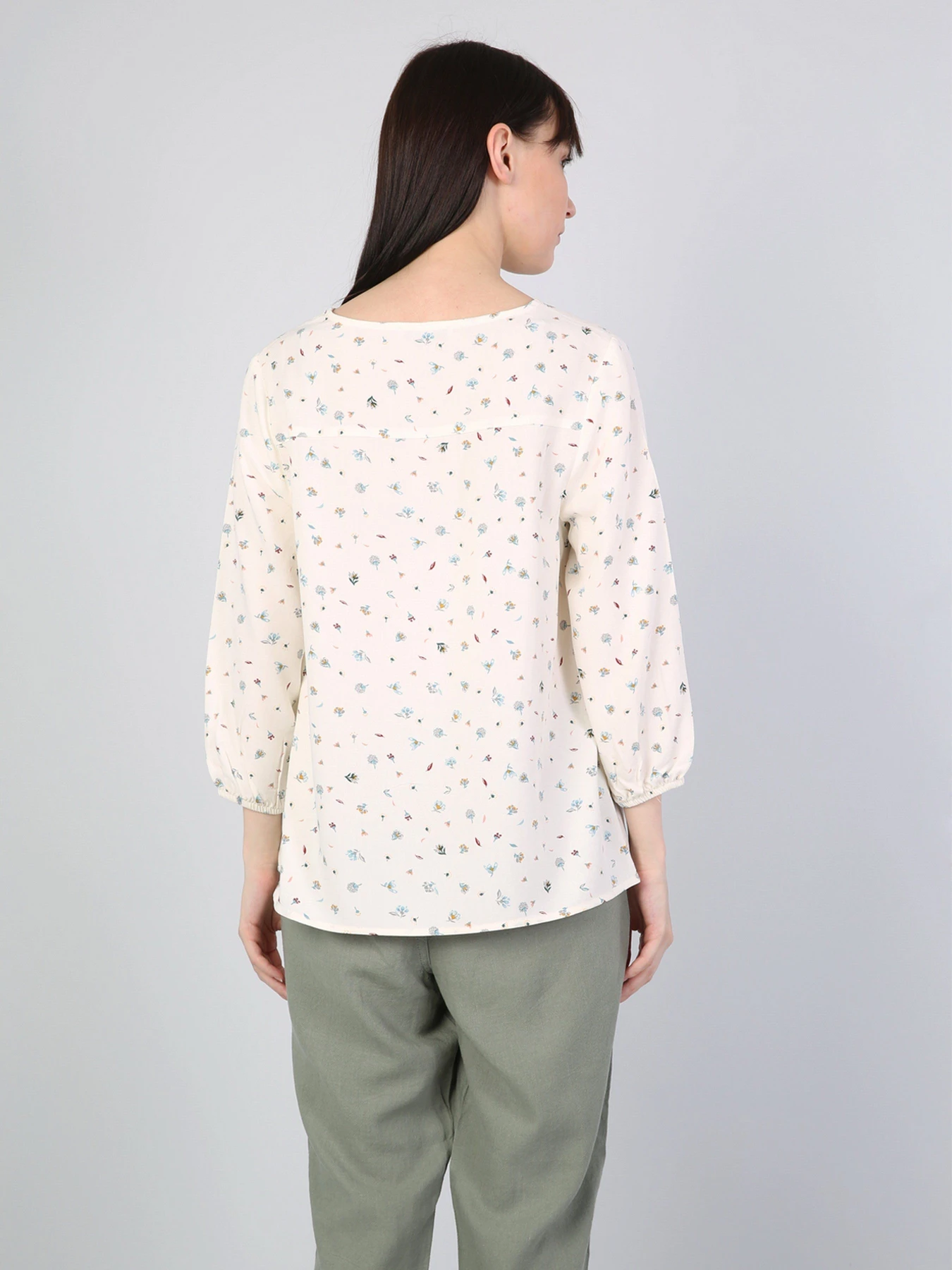 Сорочки Colin’s модель CL1045531OFW Сорочки Colin’s модель CL1045531OFW Фото