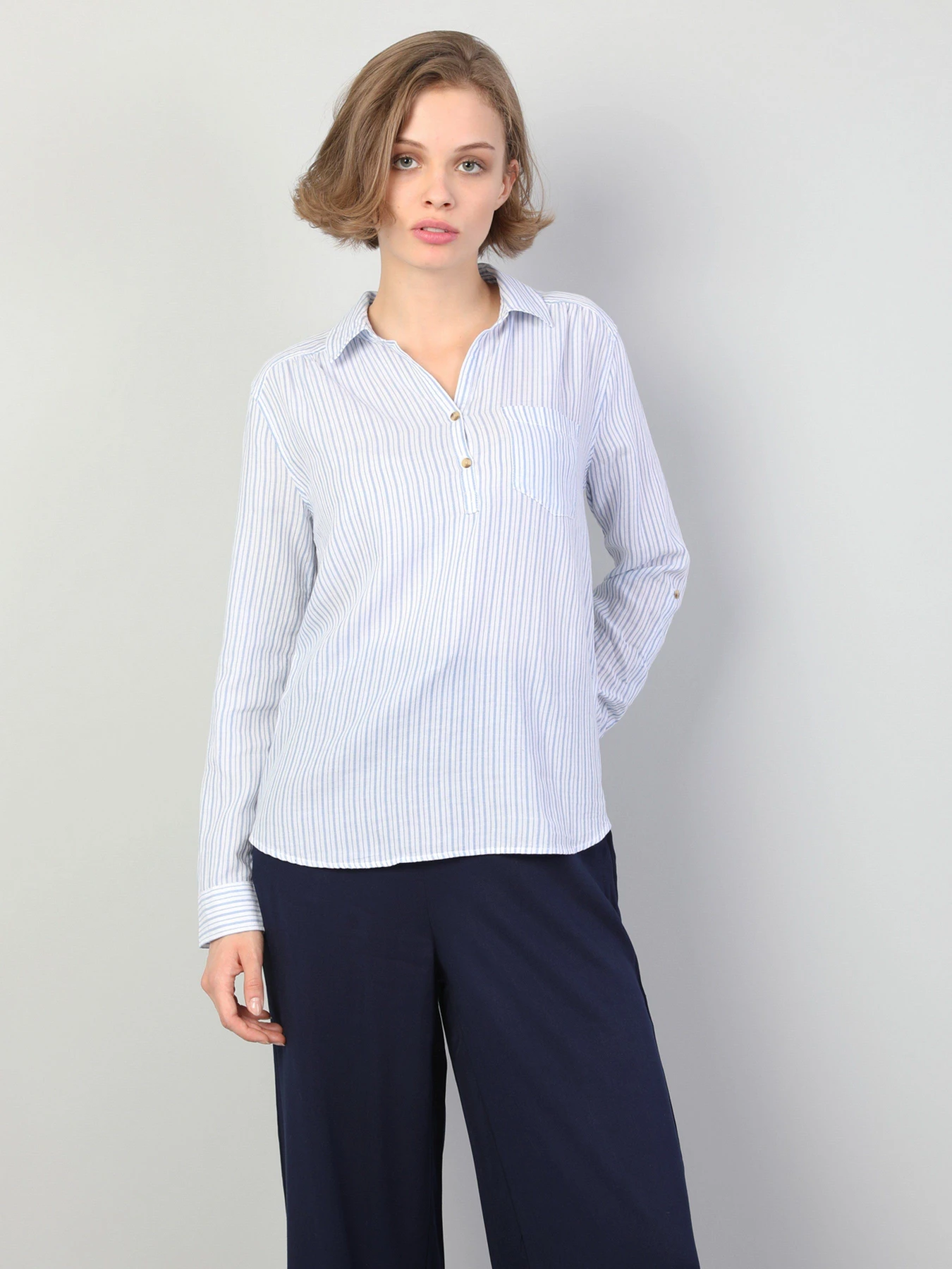 Сорочки Colin’s модель CL1045535BLE Сорочки Colin’s модель CL1045535BLE Фото