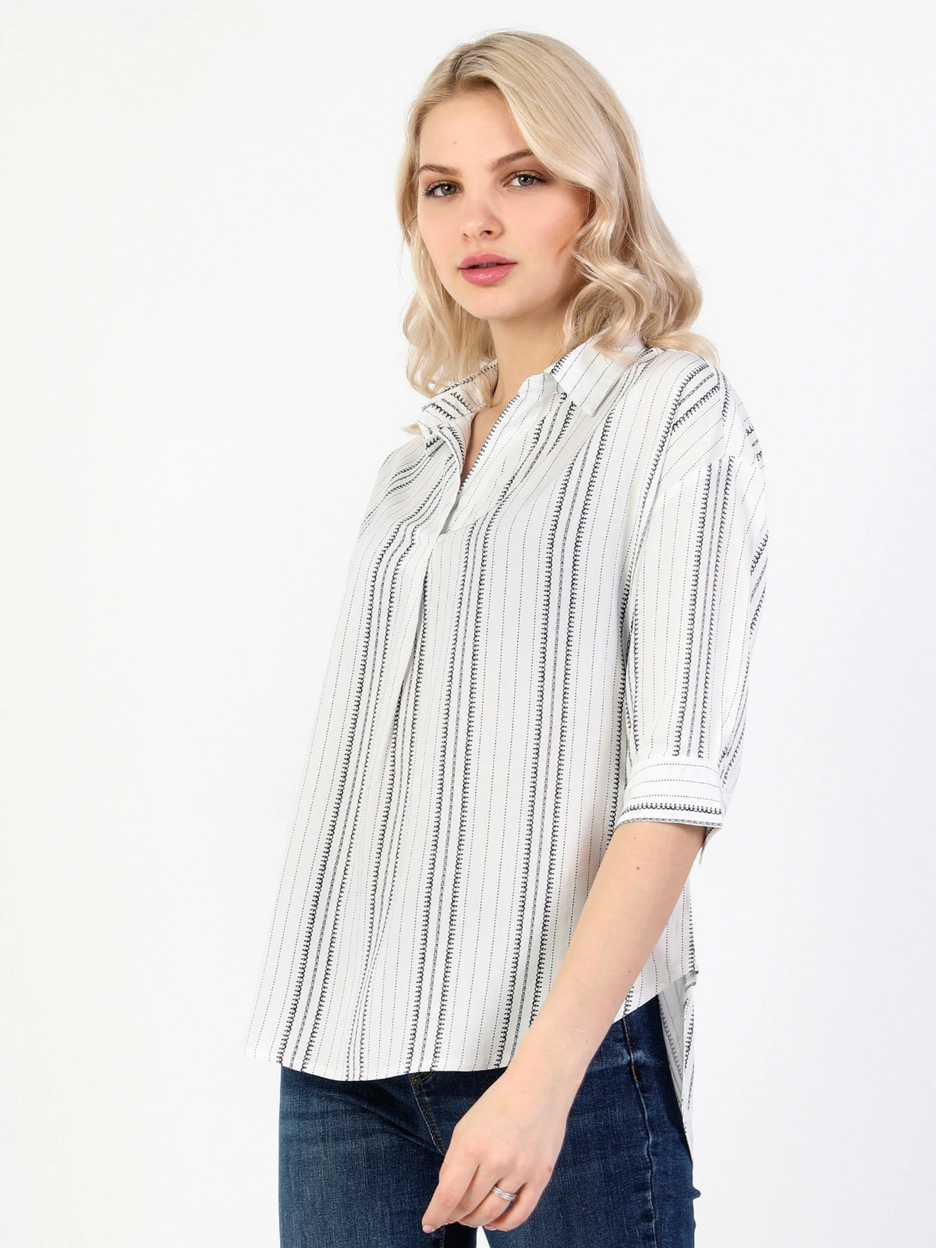 Сорочки Colin’s модель CL1048407OFW Фото