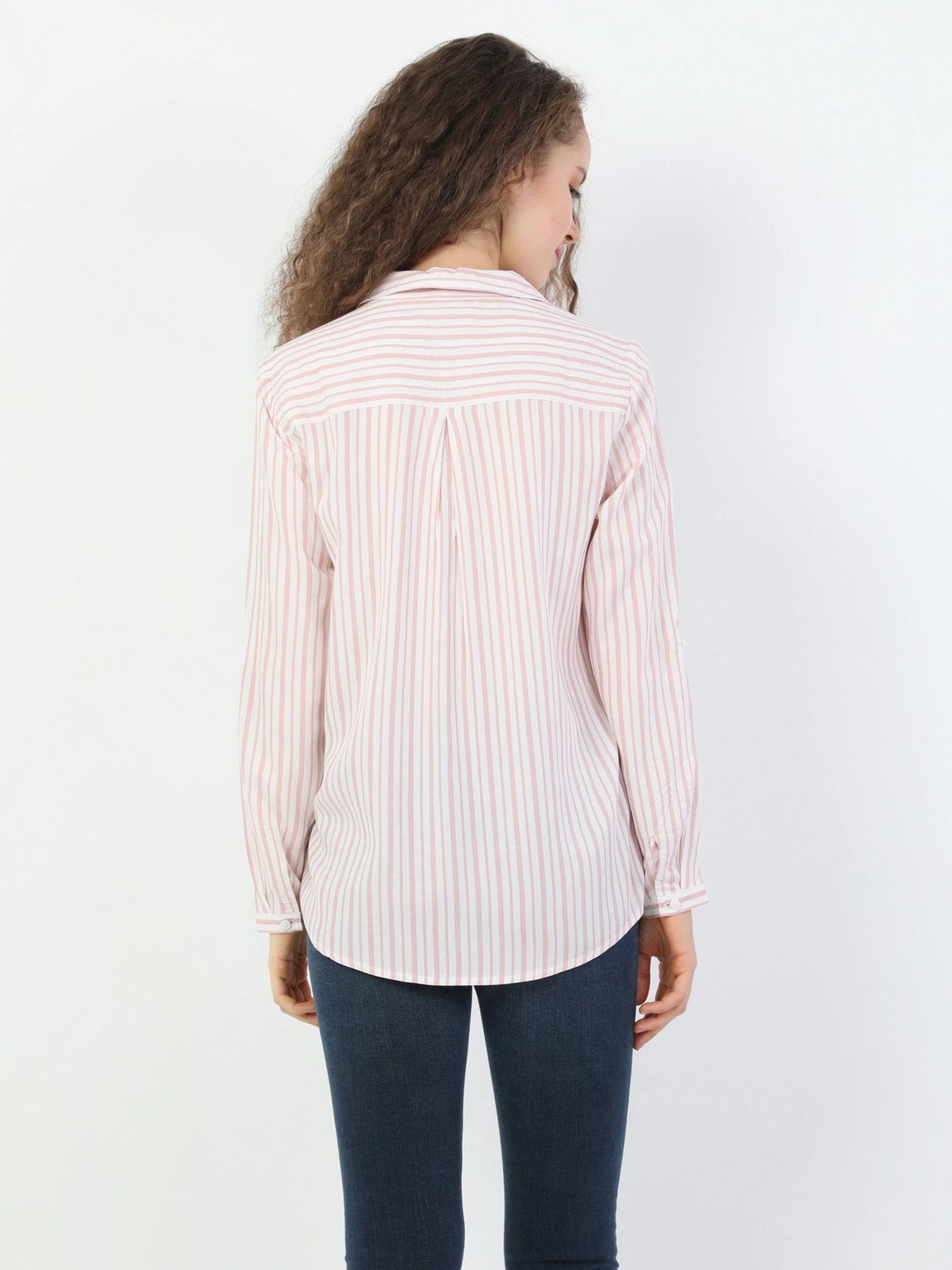 Сорочки Colin’s модель CL1048441PIN Фото