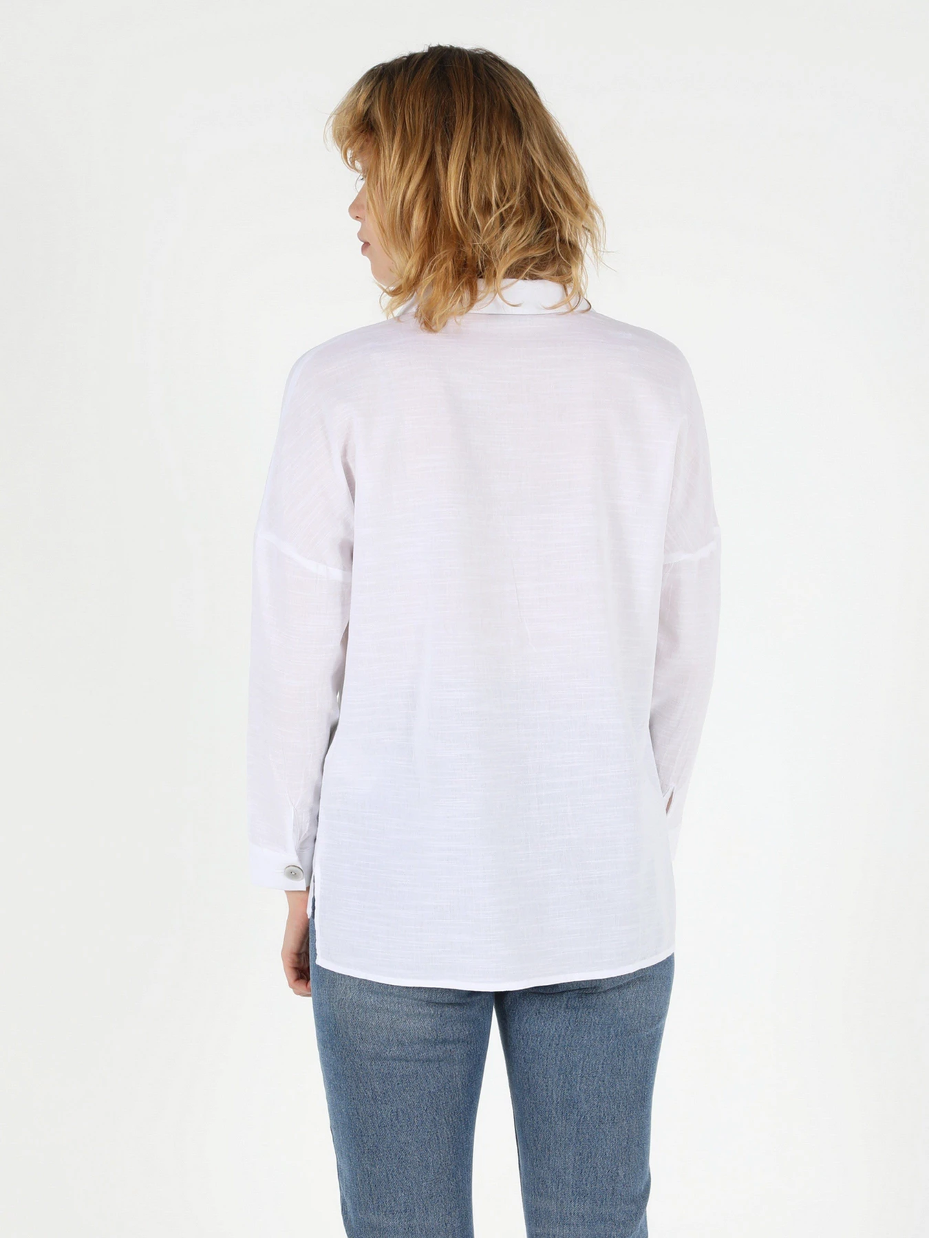 Рубашки Colin’s модель CL1048909WHT Рубашки Colin’s модель CL1048909WHT Фото