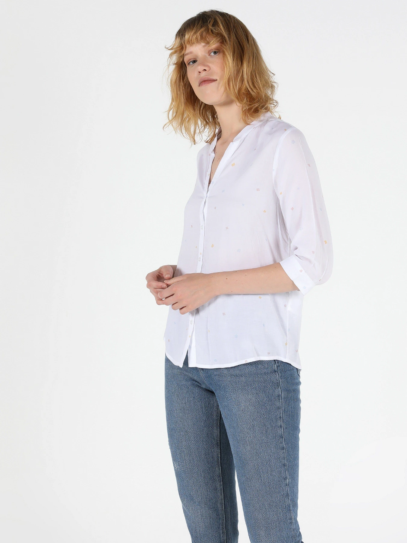 Рубашки Colin’s модель CL1048912OFW Рубашки Colin’s модель CL1048912OFW Фото