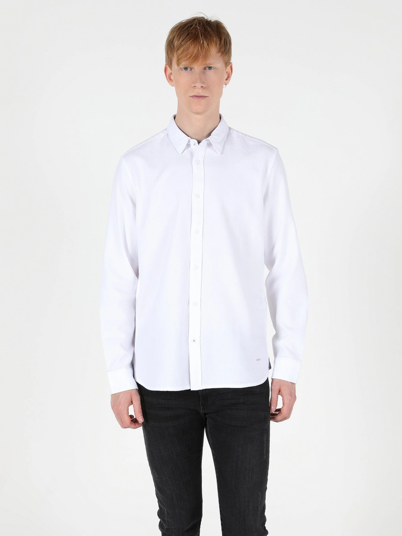 Рубашки Colin’s модель CL1050122WHT Рубашки Colin’s модель CL1050122WHT Фото