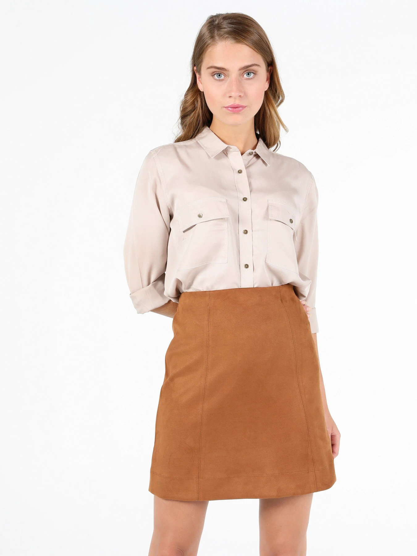 Сорочки Colin’s модель CL1050922BEI Сорочки Colin’s модель CL1050922BEI Фото