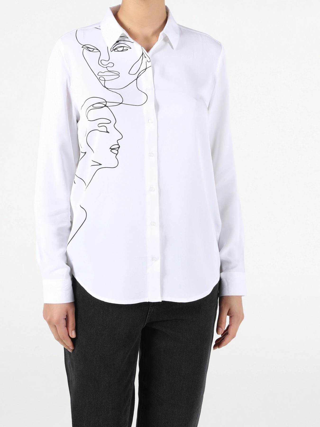 Сорочки Colin’s модель CL1053053WHT Сорочки Colin’s модель CL1053053WHT Фото