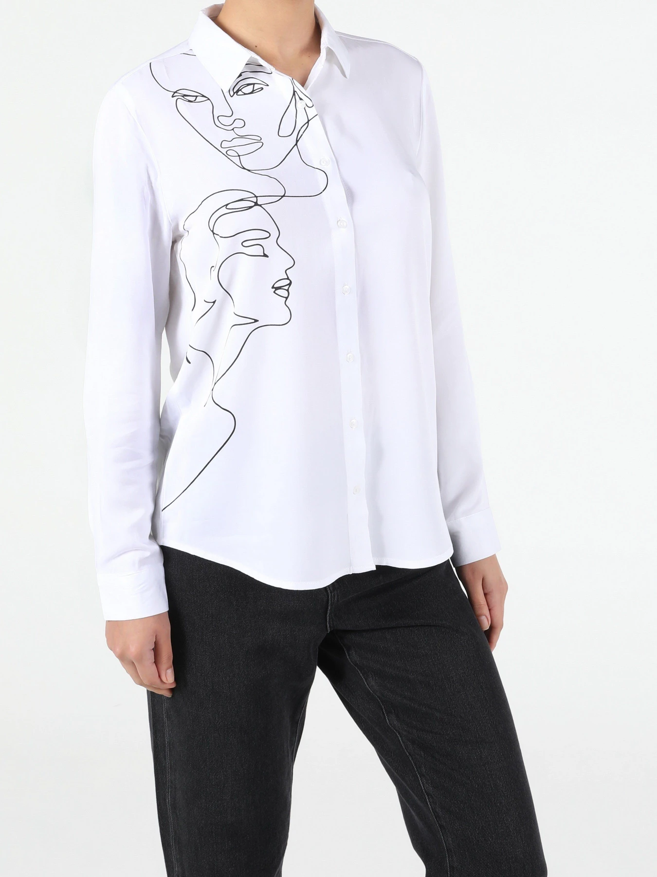 Сорочки Colin’s модель CL1053053WHT Сорочки Colin’s модель CL1053053WHT Фото