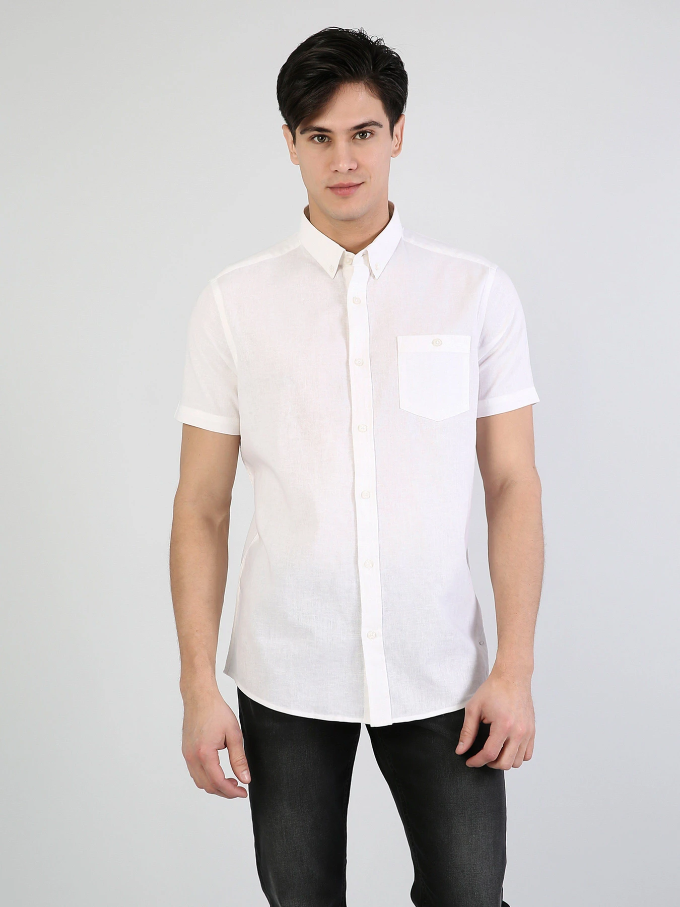 Рубашки Colin’s модель CL1043017WHT Рубашки Colin’s модель CL1043017WHT Фото