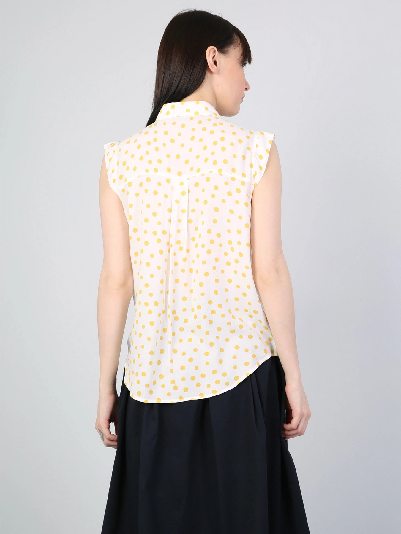 Сорочки Colin’s модель CL1043367OFW Сорочки Colin’s модель CL1043367OFW Фото
