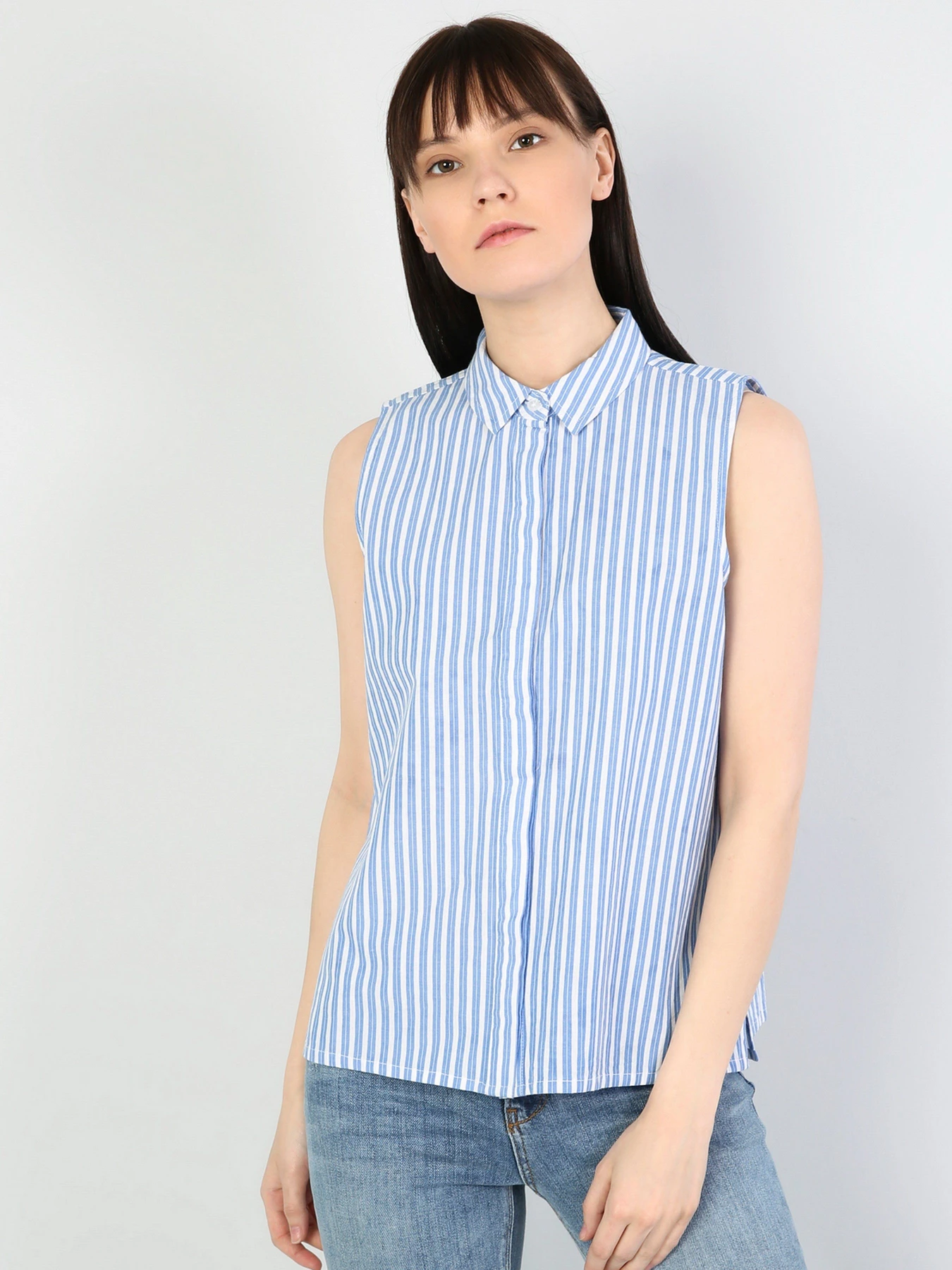 Сорочки Colin’s модель CL1043836BLE Сорочки Colin’s модель CL1043836BLE Фото