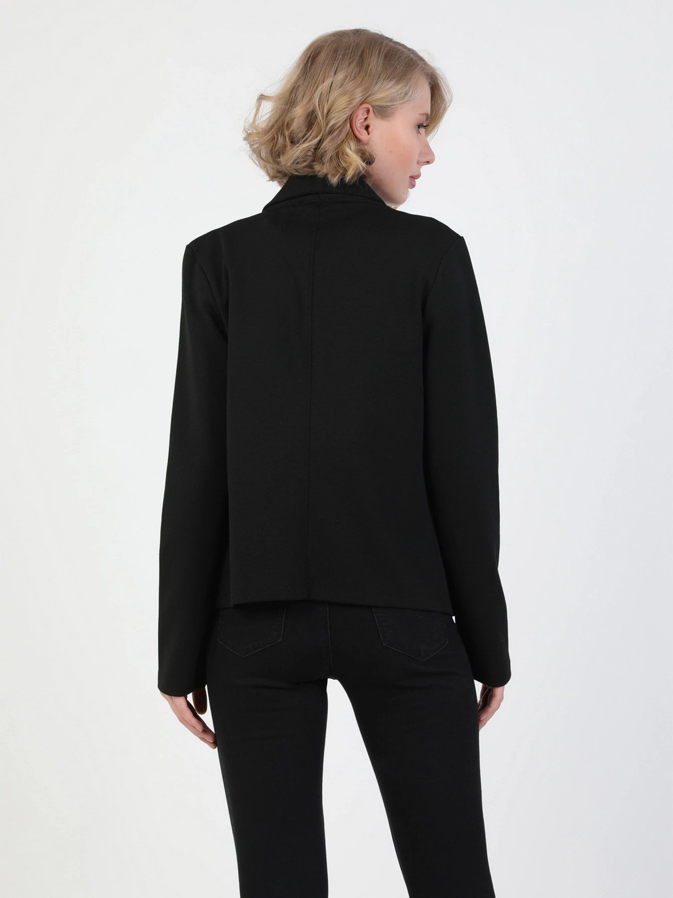 Пиджаки Colin’s модель CL1047920BLK Пиджаки Colin’s модель CL1047920BLK Фото