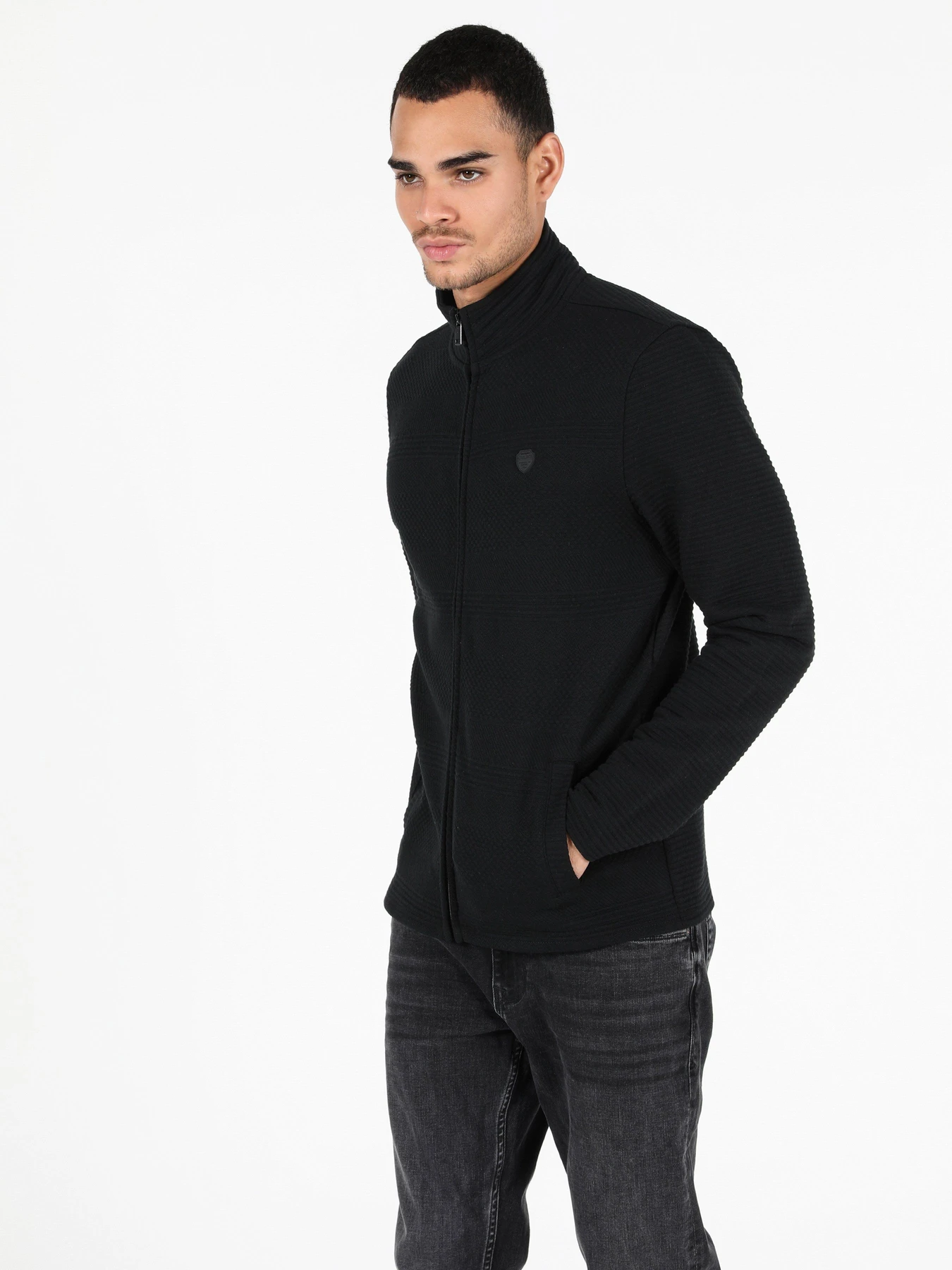 Свитры и кардиганы Colin’s модель CL1050964BLK Свитры и кардиганы Colin’s модель CL1050964BLK Фото